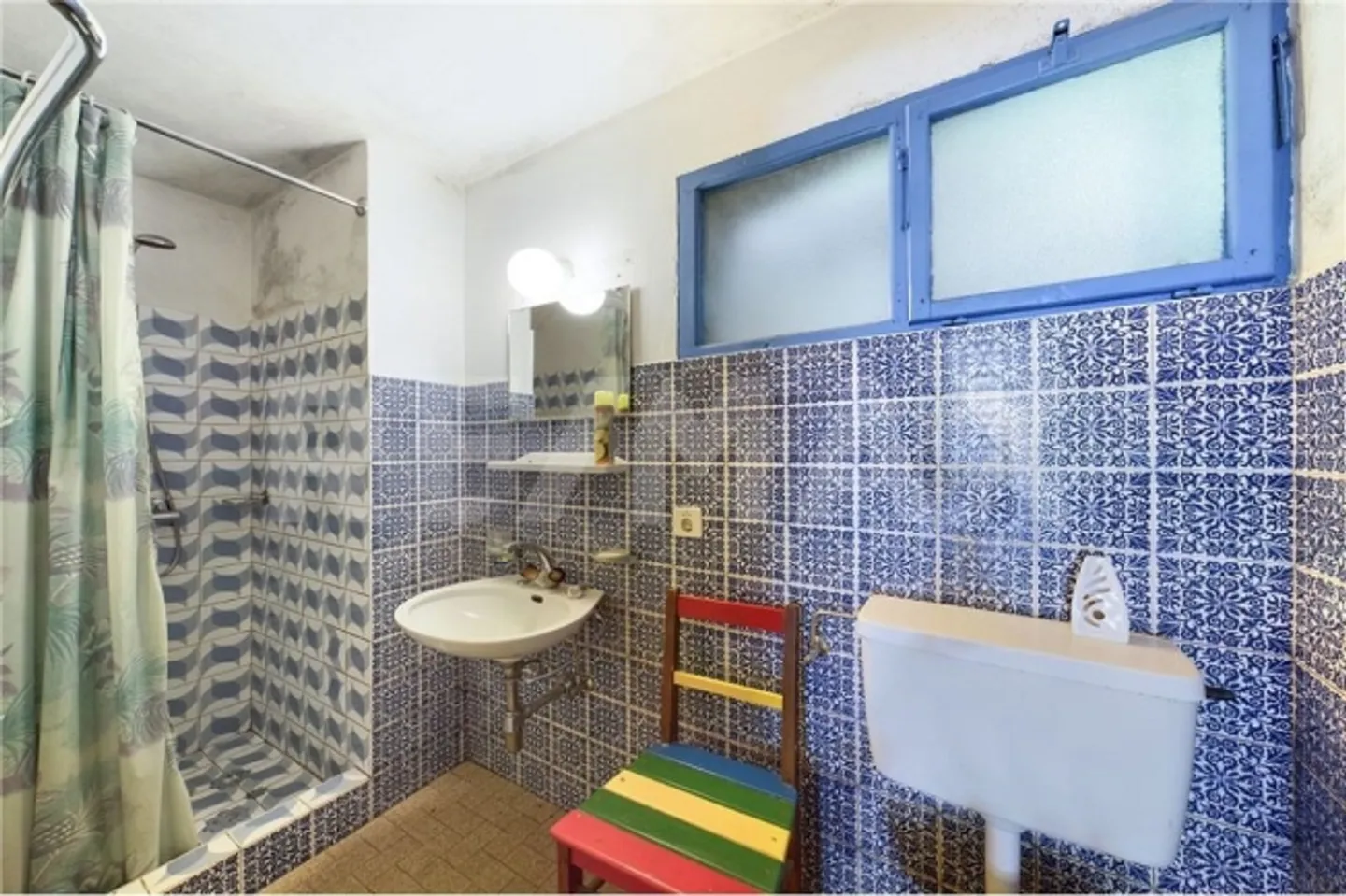 Office space - Photo 12 of 13