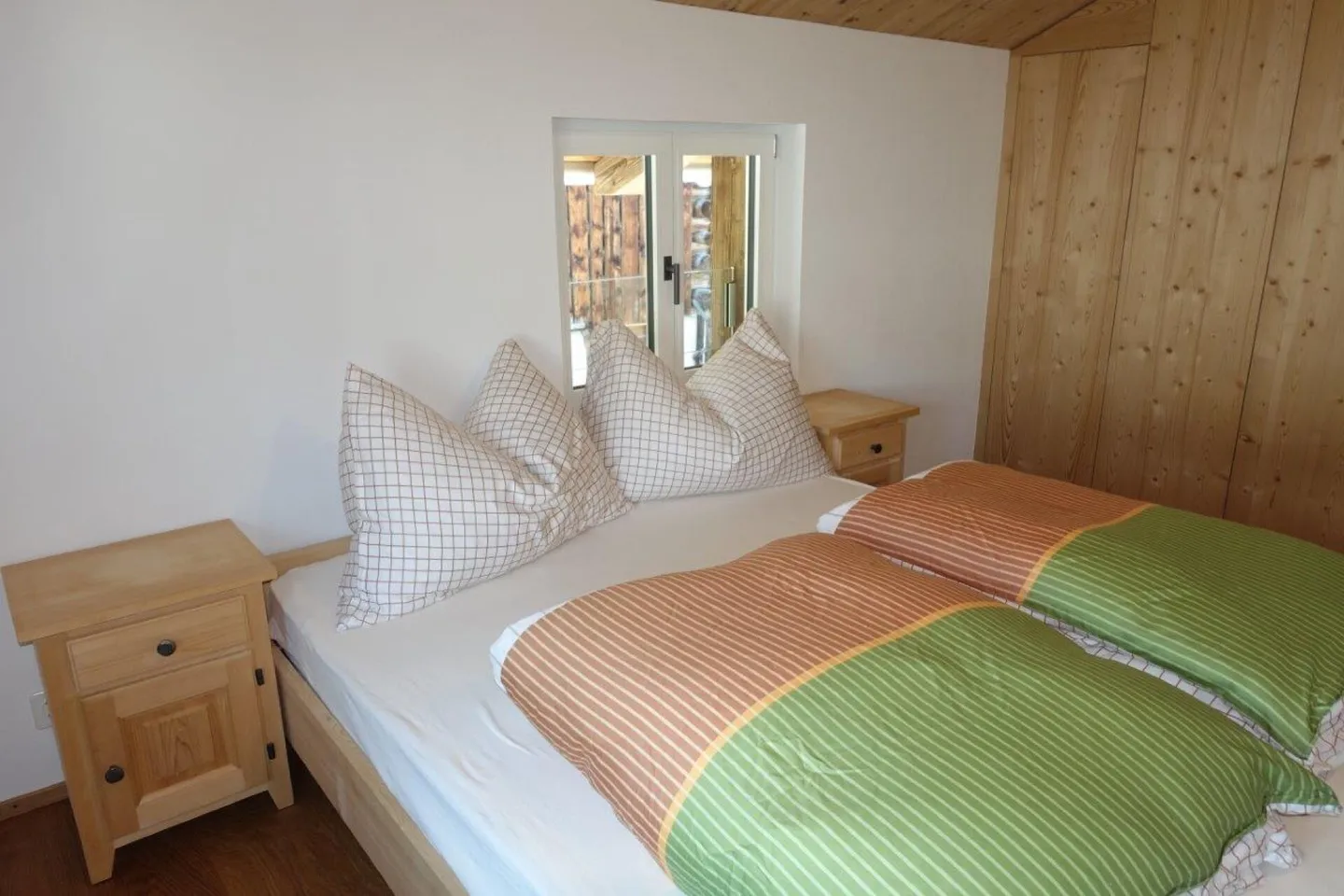 4.5-Zimmer-Ferienwohnung Nr. 2 in einem historischen Zweifamilienhaus in Luven - Foto 7 von 13