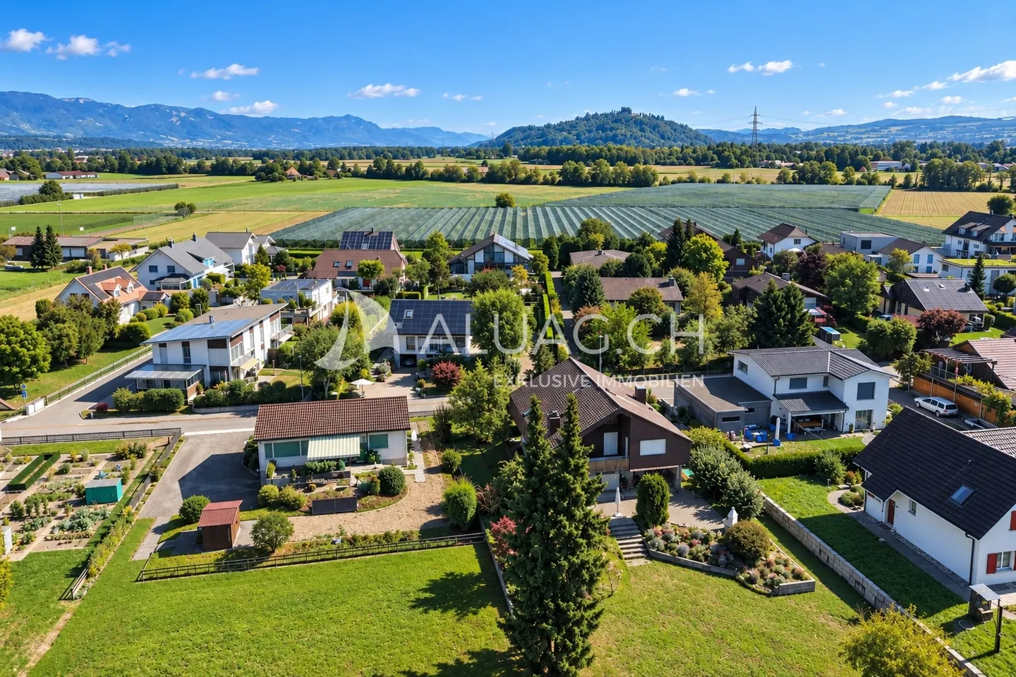 VIVRE COMME EN PROVENCE DANS UN EMPLACEMENT CENTRAL - Photo 3 sur 13