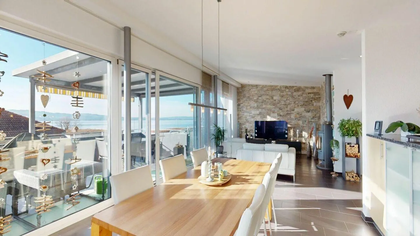 Your home with lake and mountain views - Photo 5 of 12