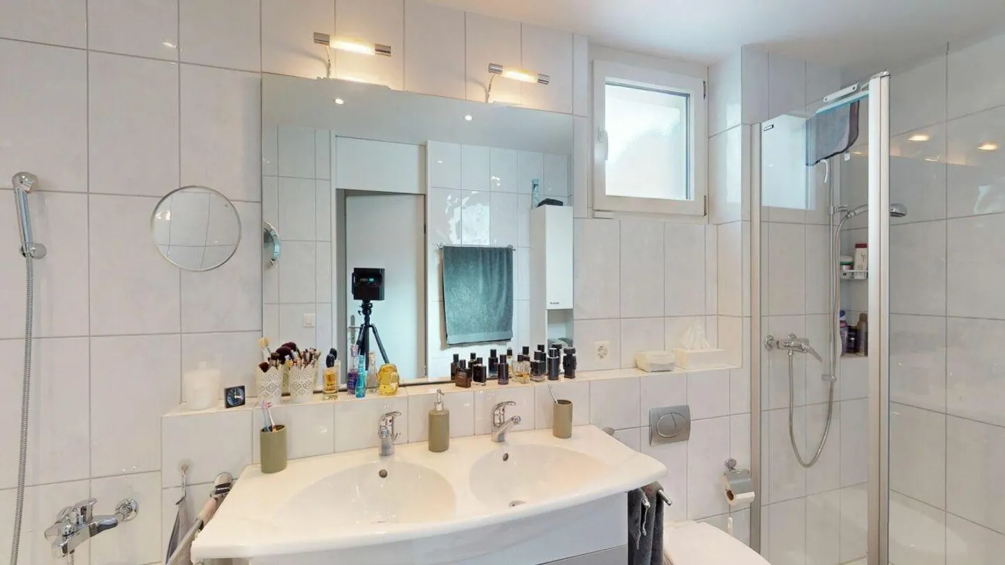 Your home with lake and mountain views - Photo 7 of 12