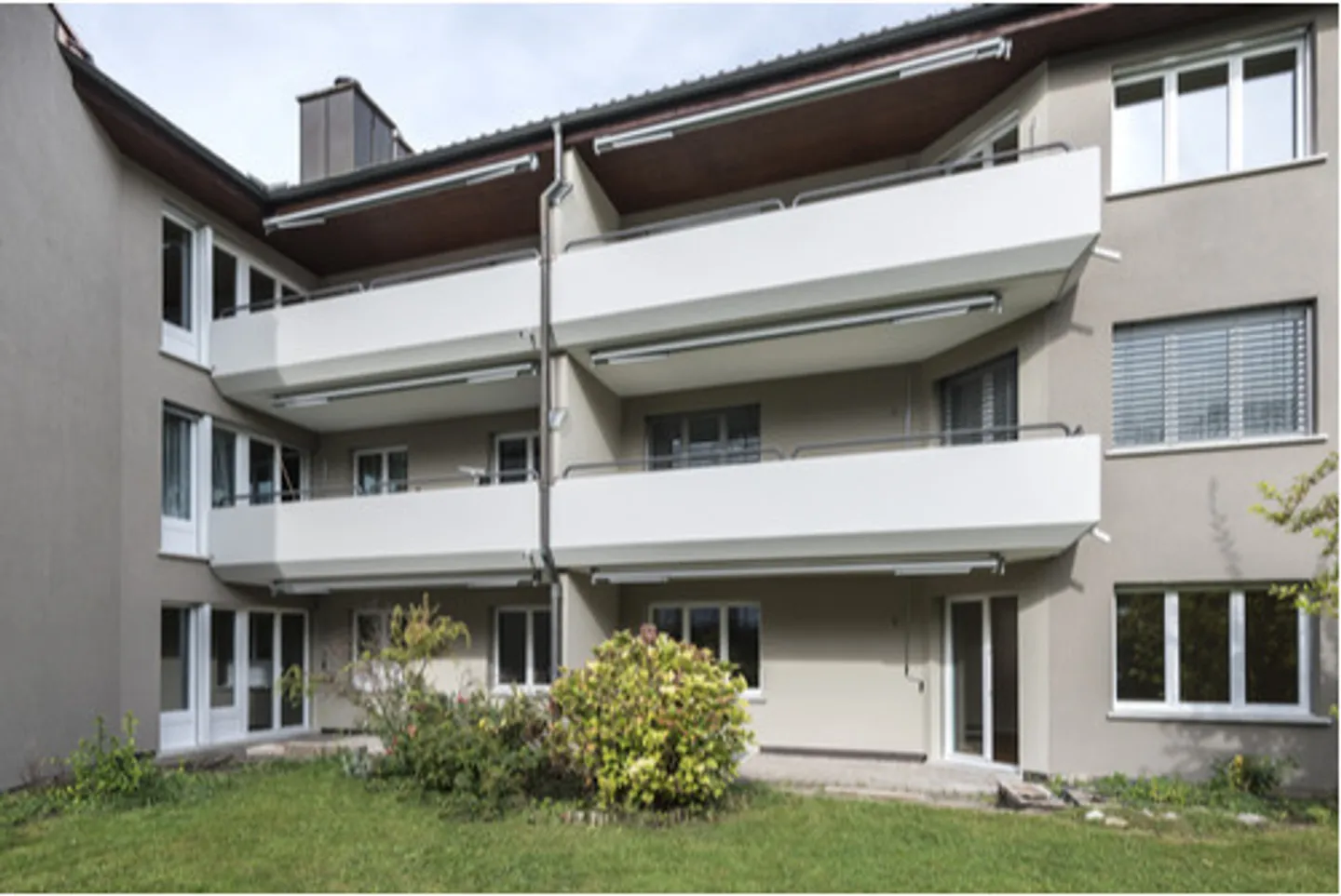 Elektroeinstellplätze/Einstellplätze zu vermieten - Foto 1 von 1