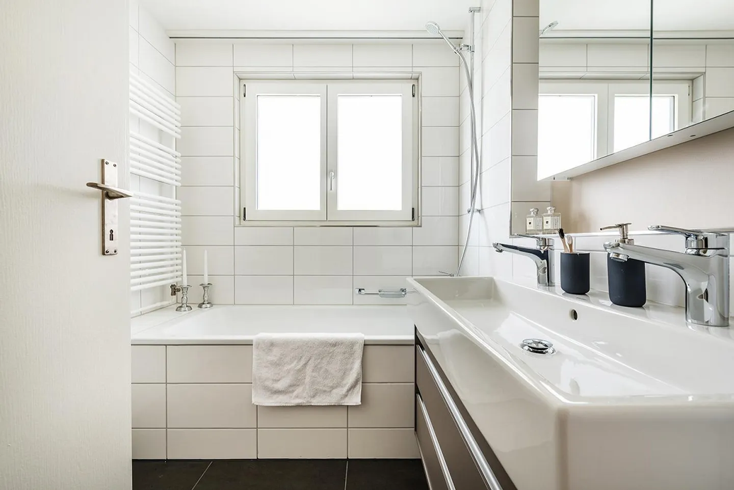 Modernes Familienapartment mit Balkon - Foto 4 von 12