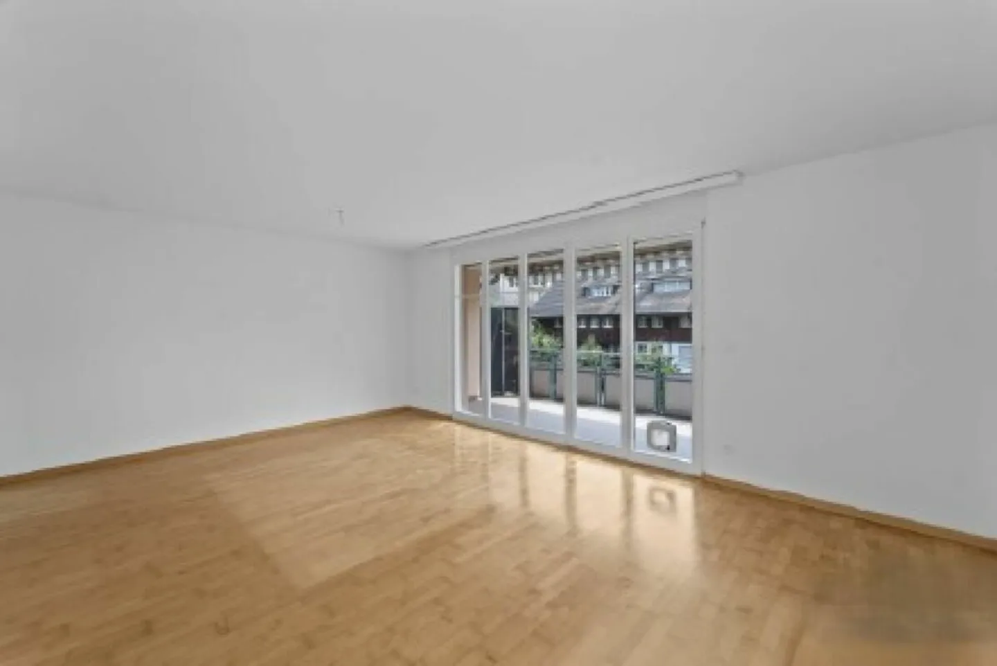 La tua nuova casa - appartamento luminoso e accogliente di 4,5 stanze nel cuore di Elgg - Foto 4 di 13