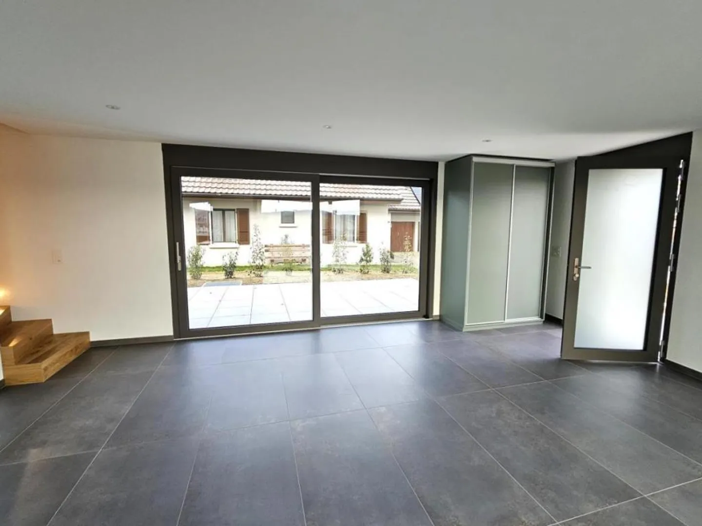 Terraced House 5.5 Rooms - Photo 1 of 8