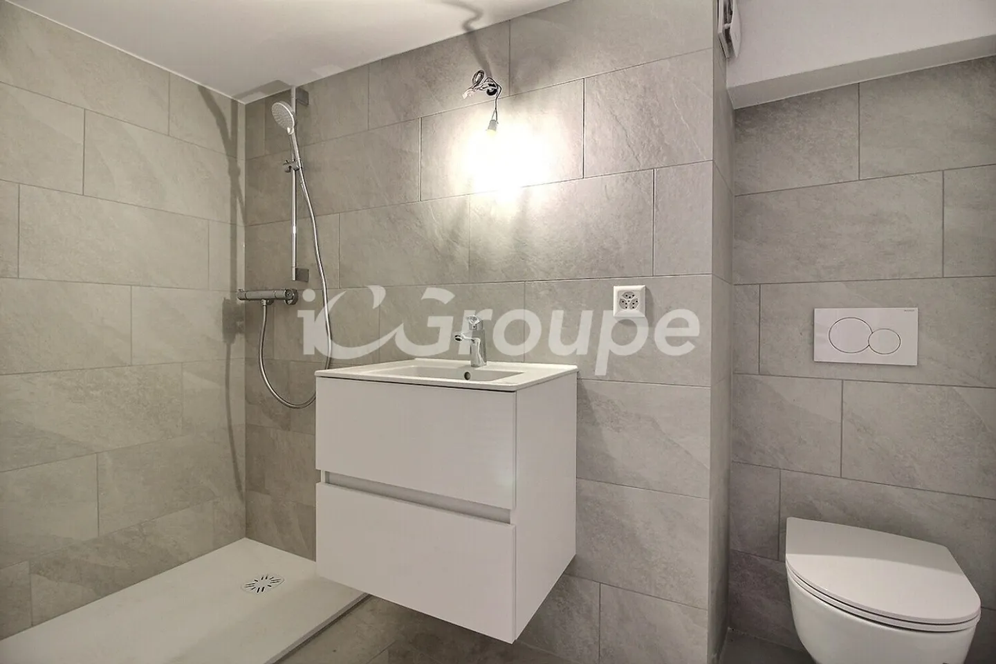 Appartamento in affitto - Foto 7 di 10