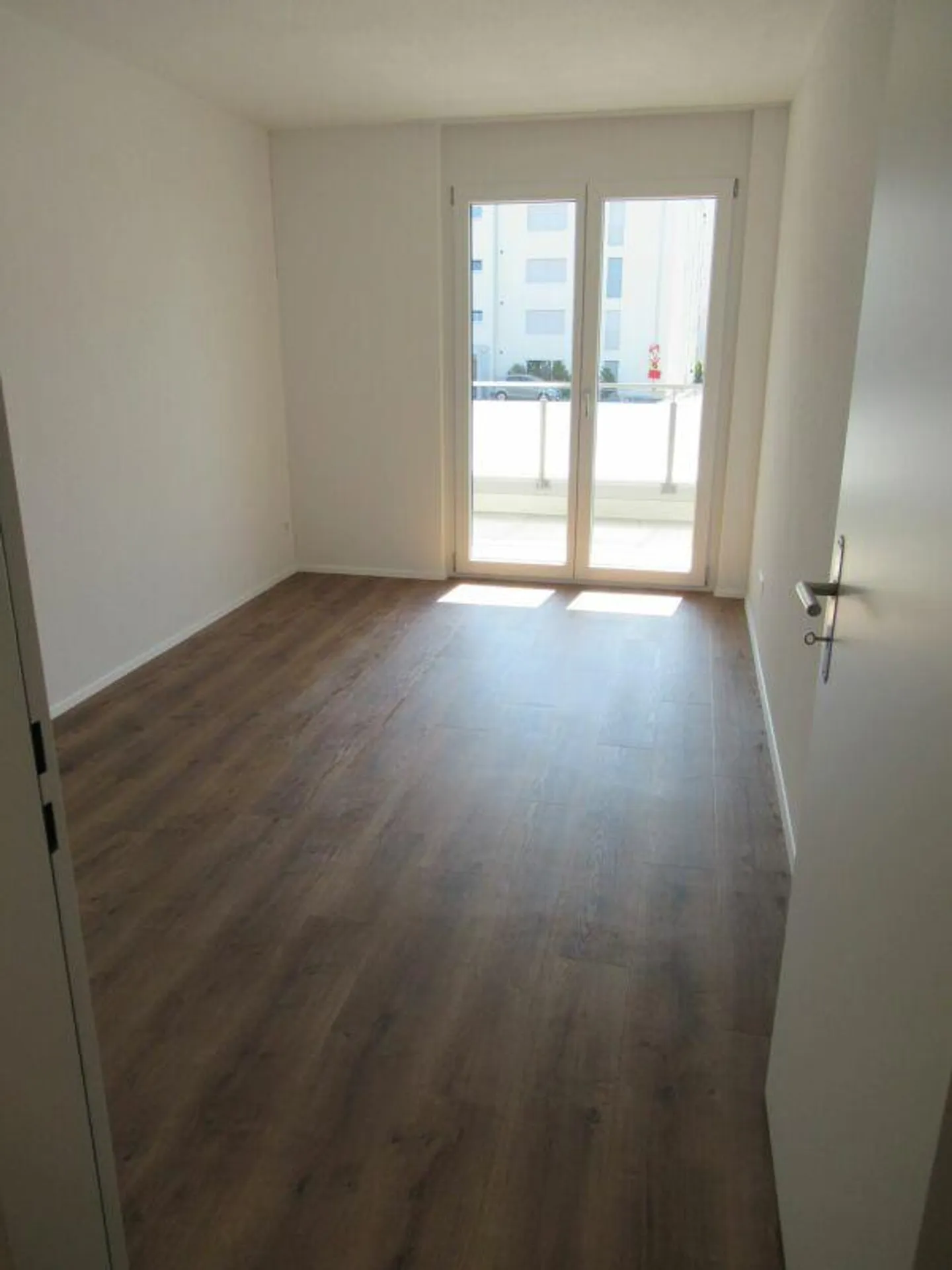 Appartement moderne de 3,5 pièces avec grand balcon - Photo 8 sur 8