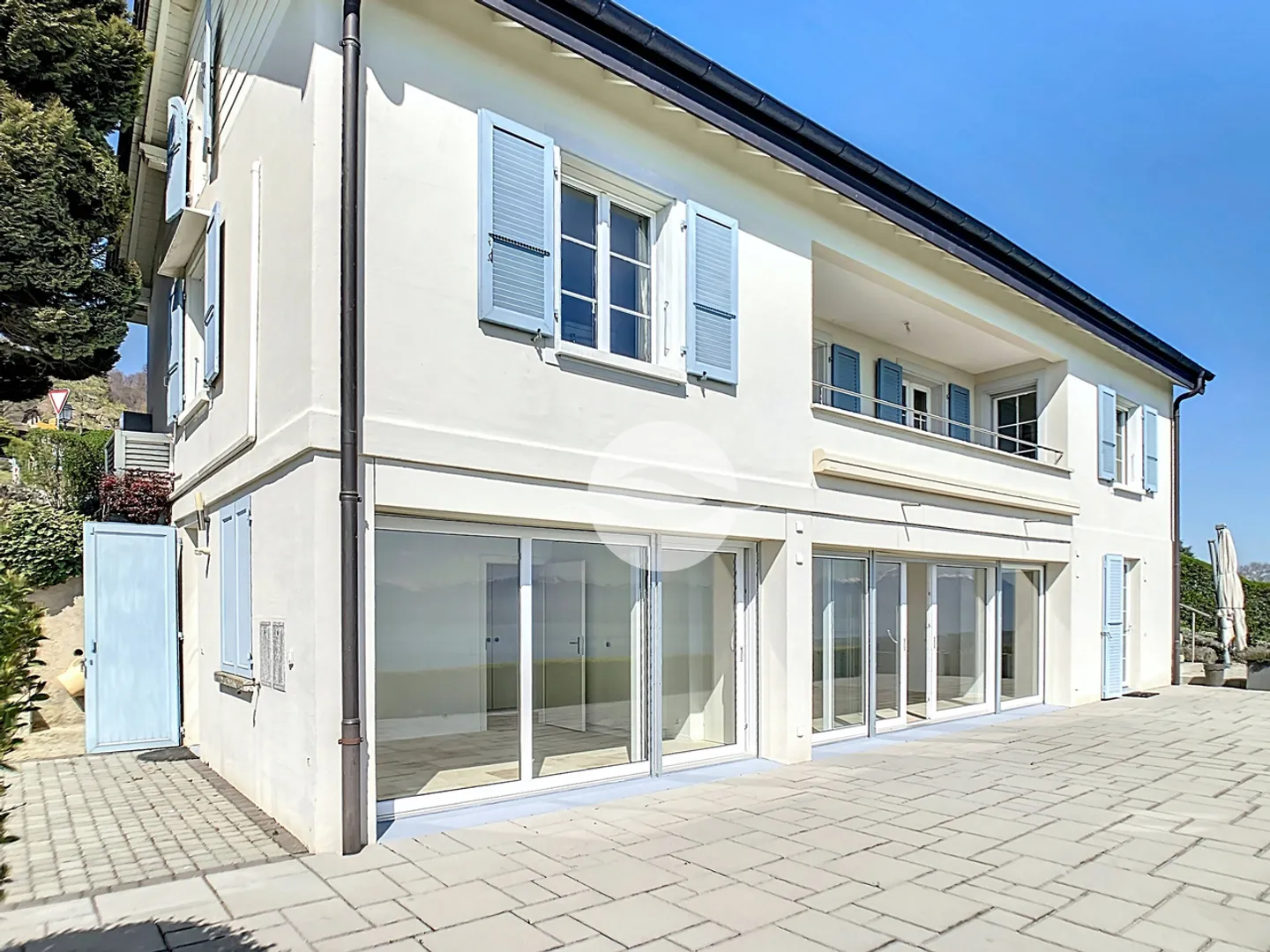 3,5-Zimmer-Wohnung - Blick auf den See und die Alpen - Foto 11 von 12