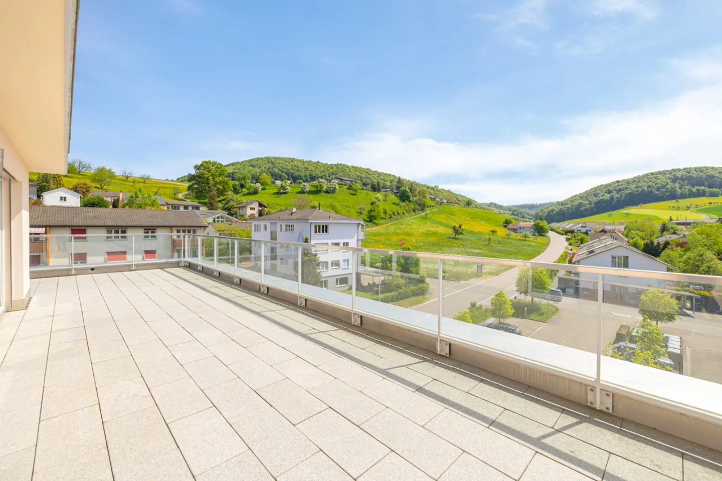 Luxuriöse Attikawohnung mit Terrasse - Foto 11 von 12