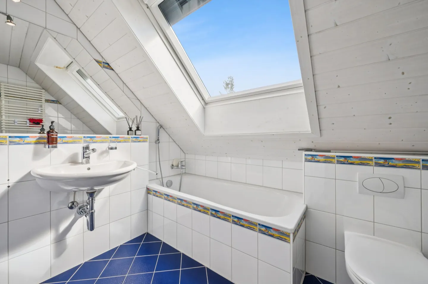 Maison individuelle charmante avec beaucoup d'espace de vie - Photo 9 sur 15
