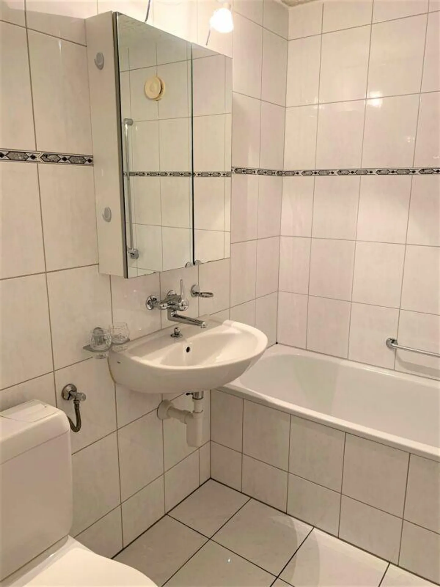 Helles Apartment mit sonnigem Balkon - Foto 6 von 12