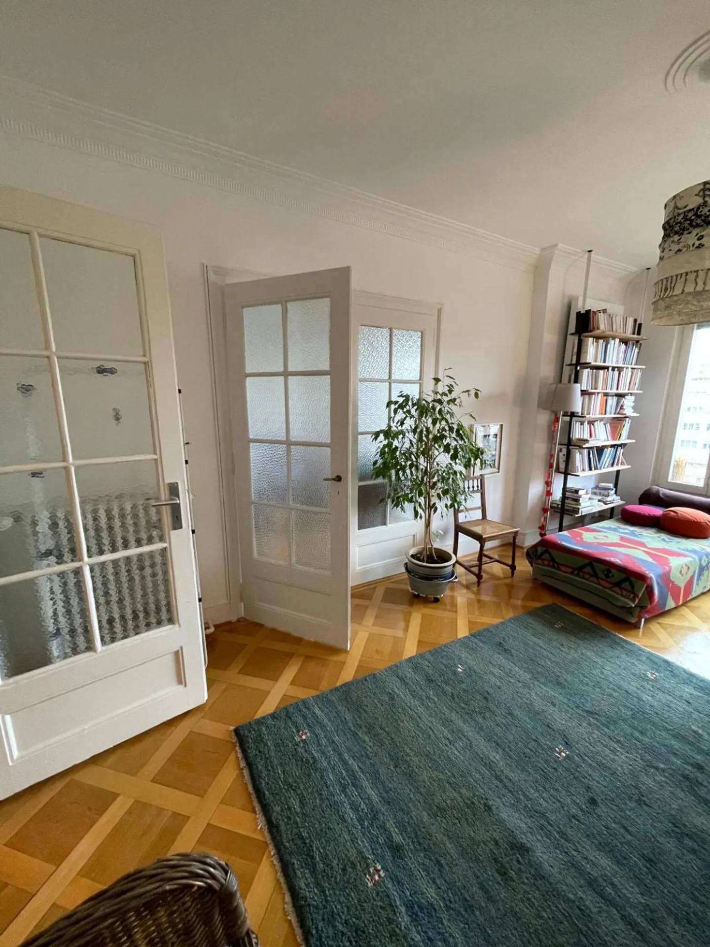 Renovierte Wohnung in Plainpalais - Foto 3 von 13