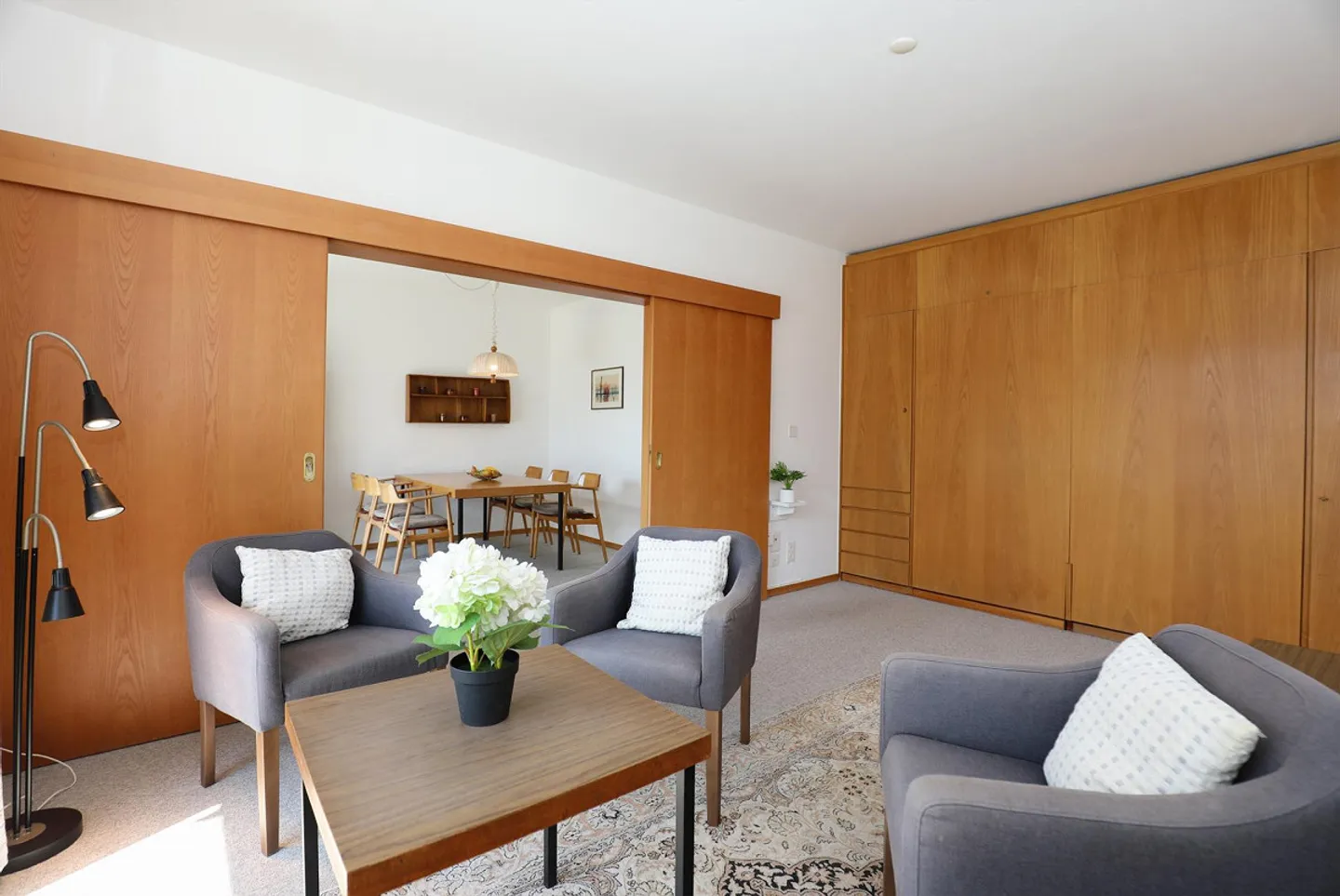 Appartamento di 4,5 stanze con grande balcone e garage - Foto 6 di 19