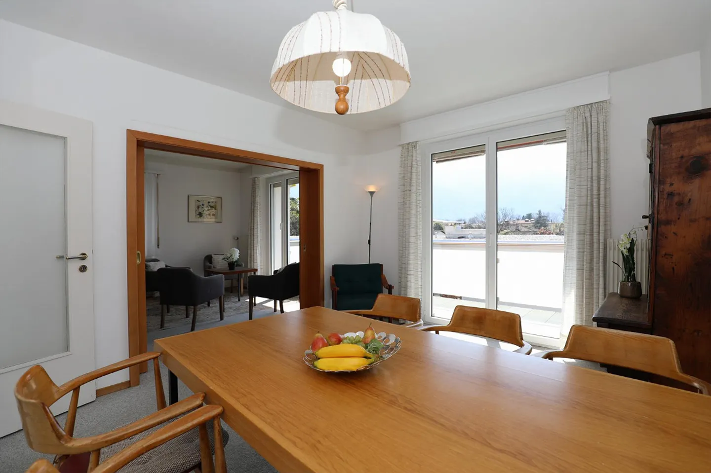 Appartamento di 4,5 stanze con grande balcone e garage - Foto 10 di 19