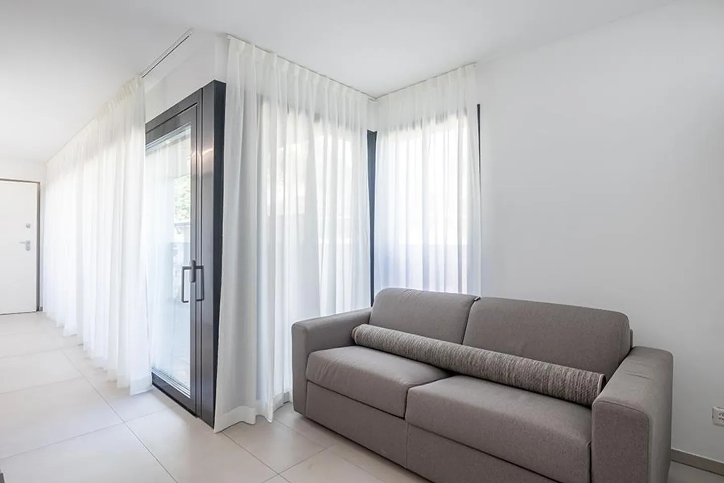 ELEGANTE MONOLOCALE A SOLDUNO - Foto 3 di 10