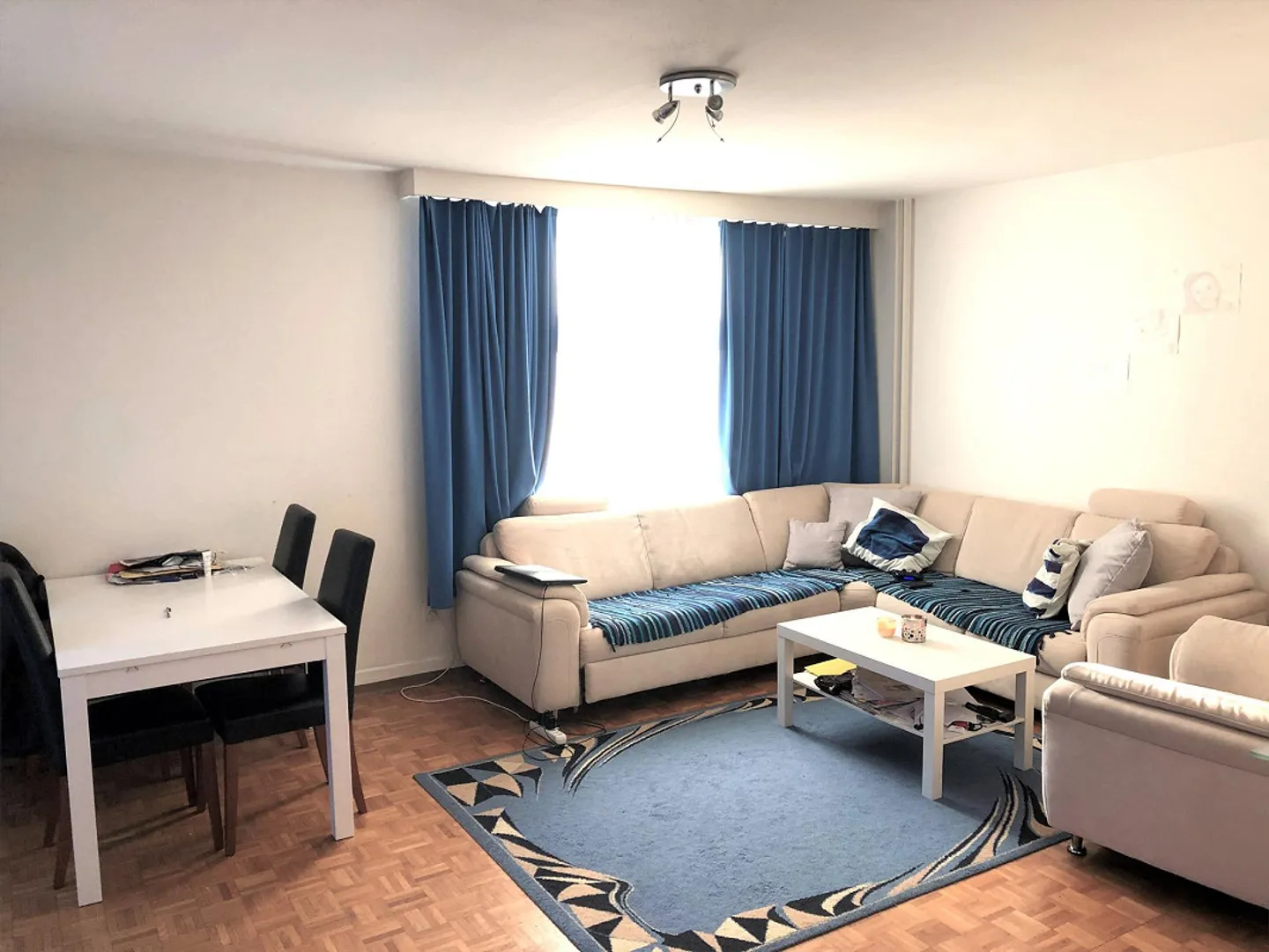 Geräumige Wohnung mit Sitzplatz - Foto 5 von 11