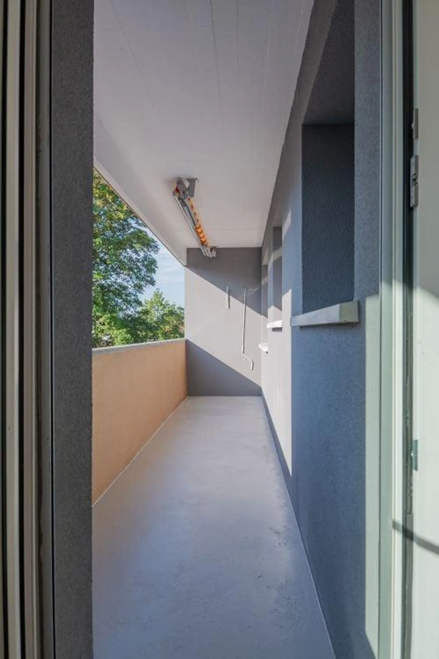 Renovated Apartment for Rent in Biel - Photo 7 of 7