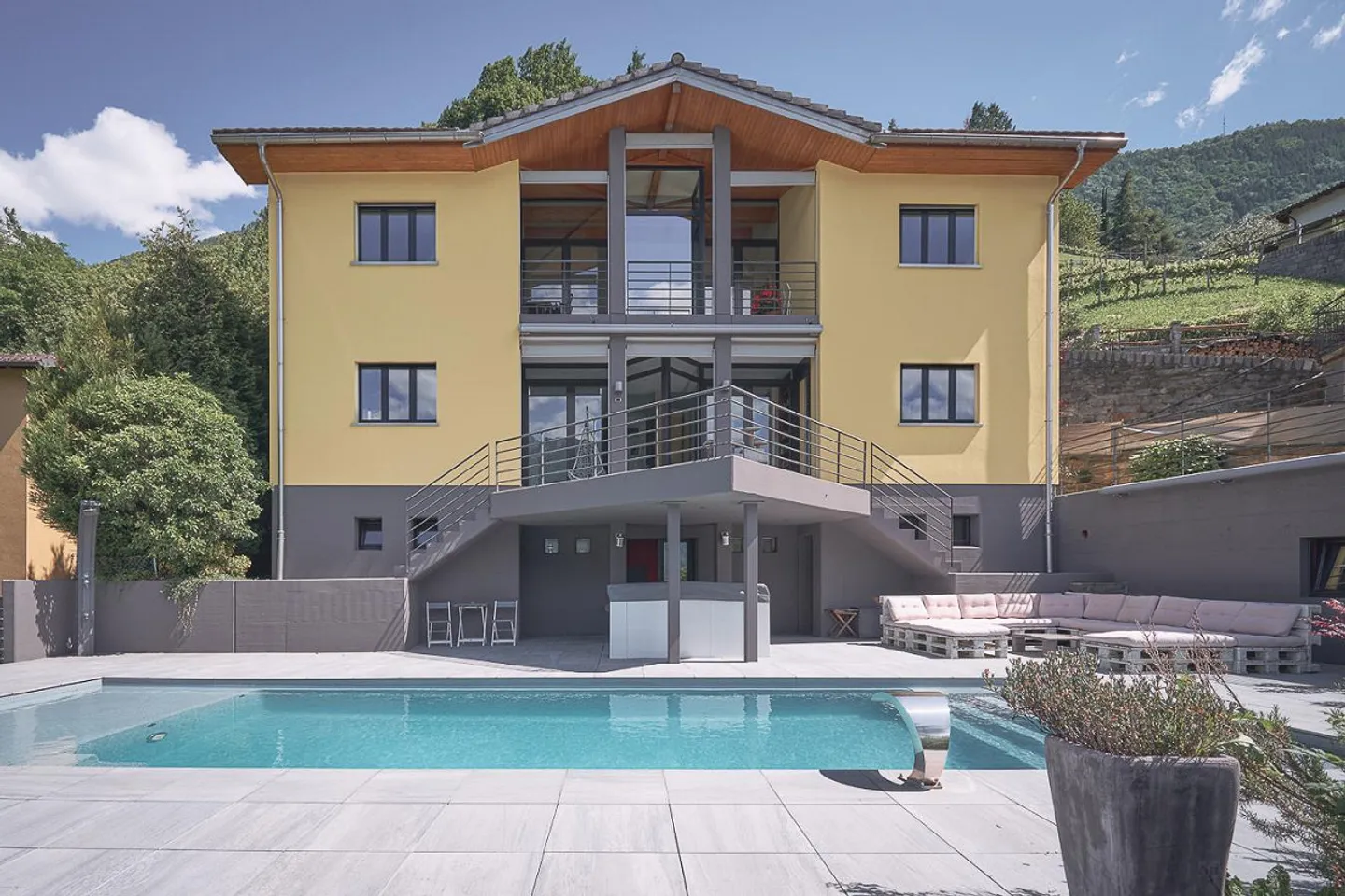 Duplex House in Vigana - Photo 1 of 29