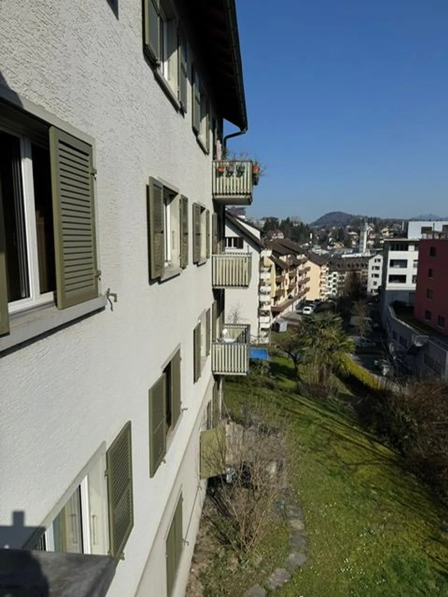 LUCERNA Stollbergst. 10: Appartamento di 4 locali in posizione economica - Foto 2 di 5