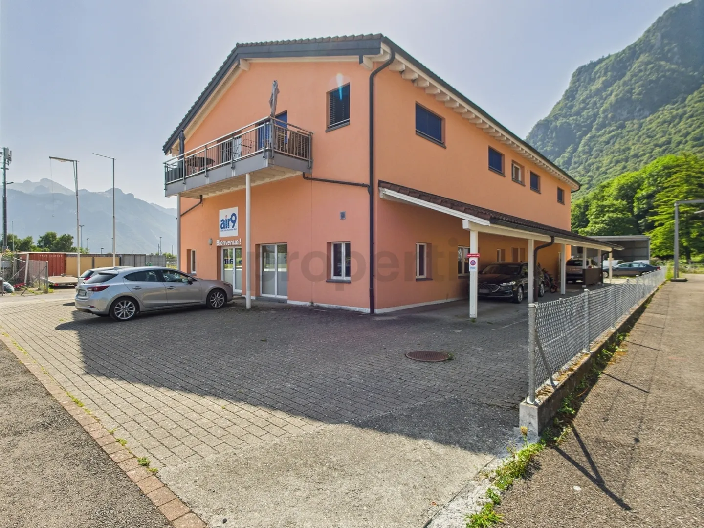 Attractif Immeuble mixte de rendement à Port-Valais (Bouveret), Idéal pour les Investisseurs - Photo 1 sur 7