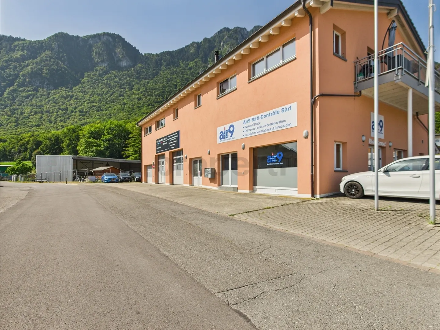 Attractif Immeuble mixte de rendement à Port-Valais (Bouveret), Idéal pour les Investisseurs - Photo 2 sur 7
