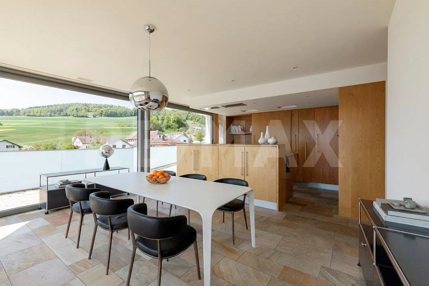 Vue de rêve et confort de vie maximal! - Photo 4 sur 13