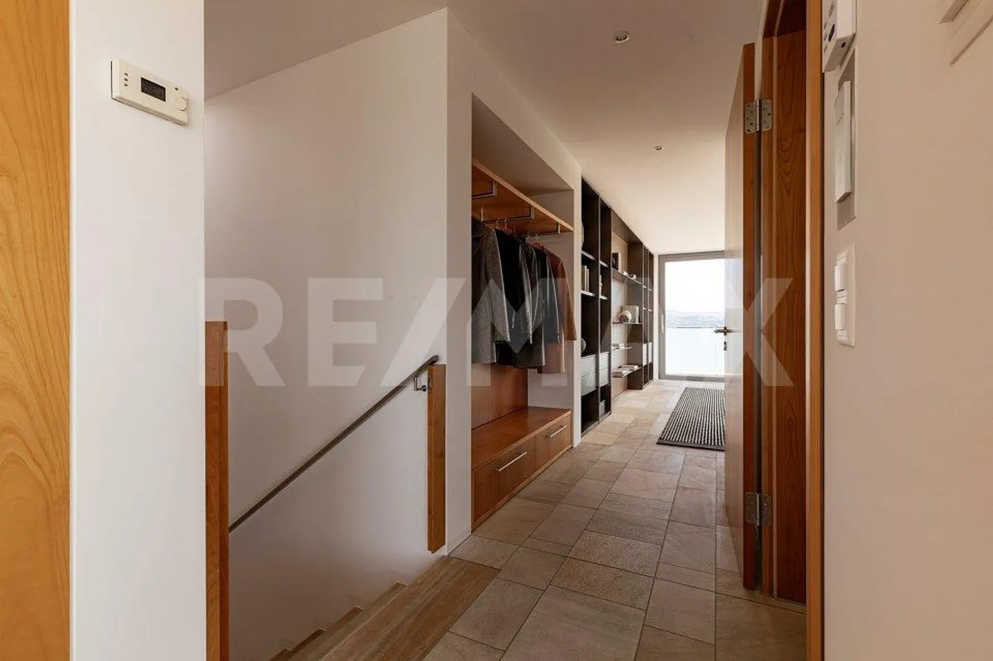 Vue de rêve et confort de vie maximal! - Photo 9 sur 13