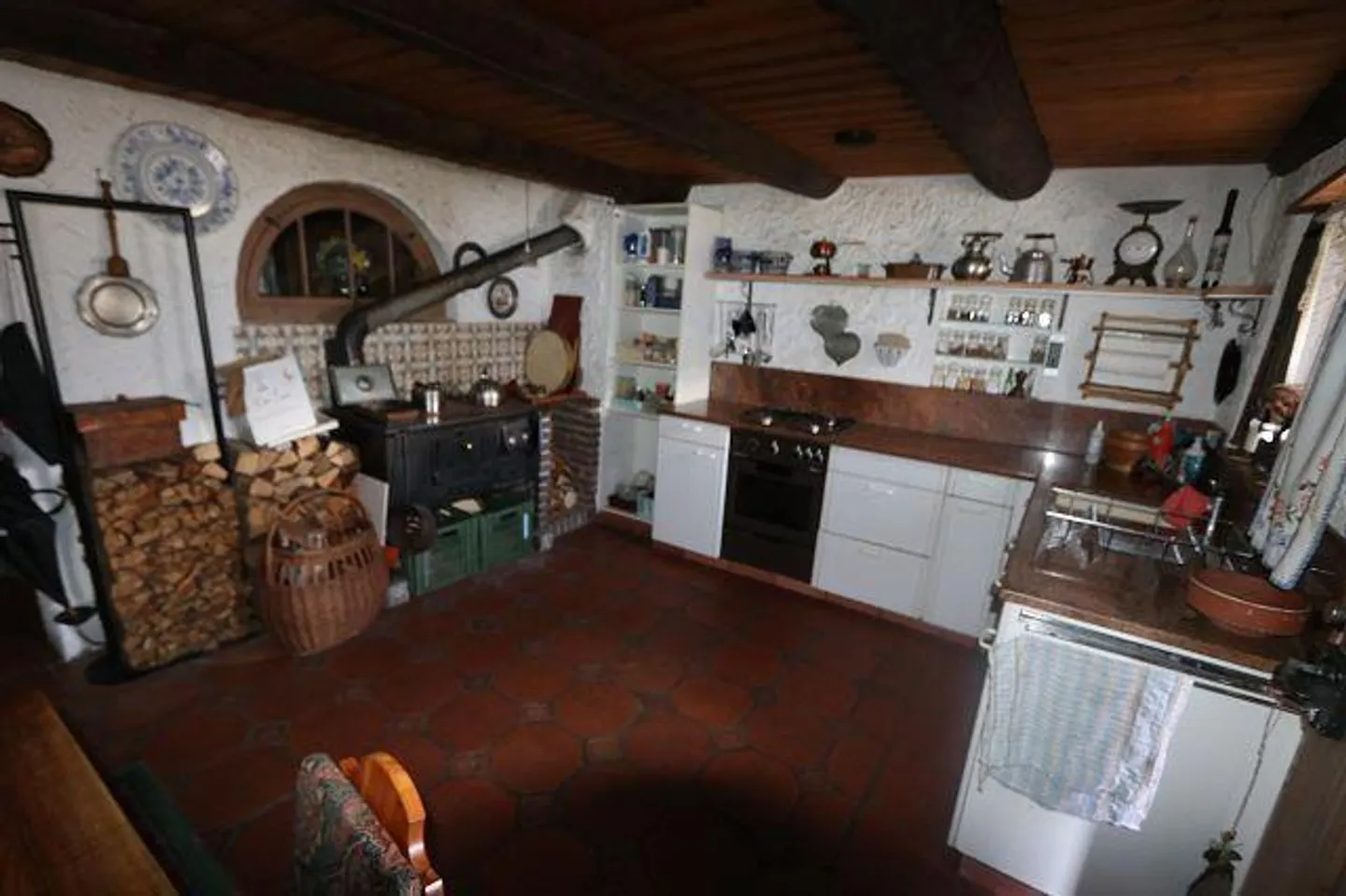 3 1/2-Room Rustic House with Garden in a Very Quiet, Sunny Location... - Photo 10 of 19