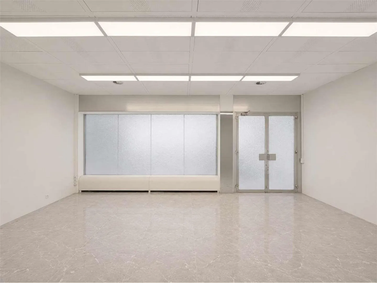 Ground Floor Commercial Space - Lugano - Photo 9 of 12