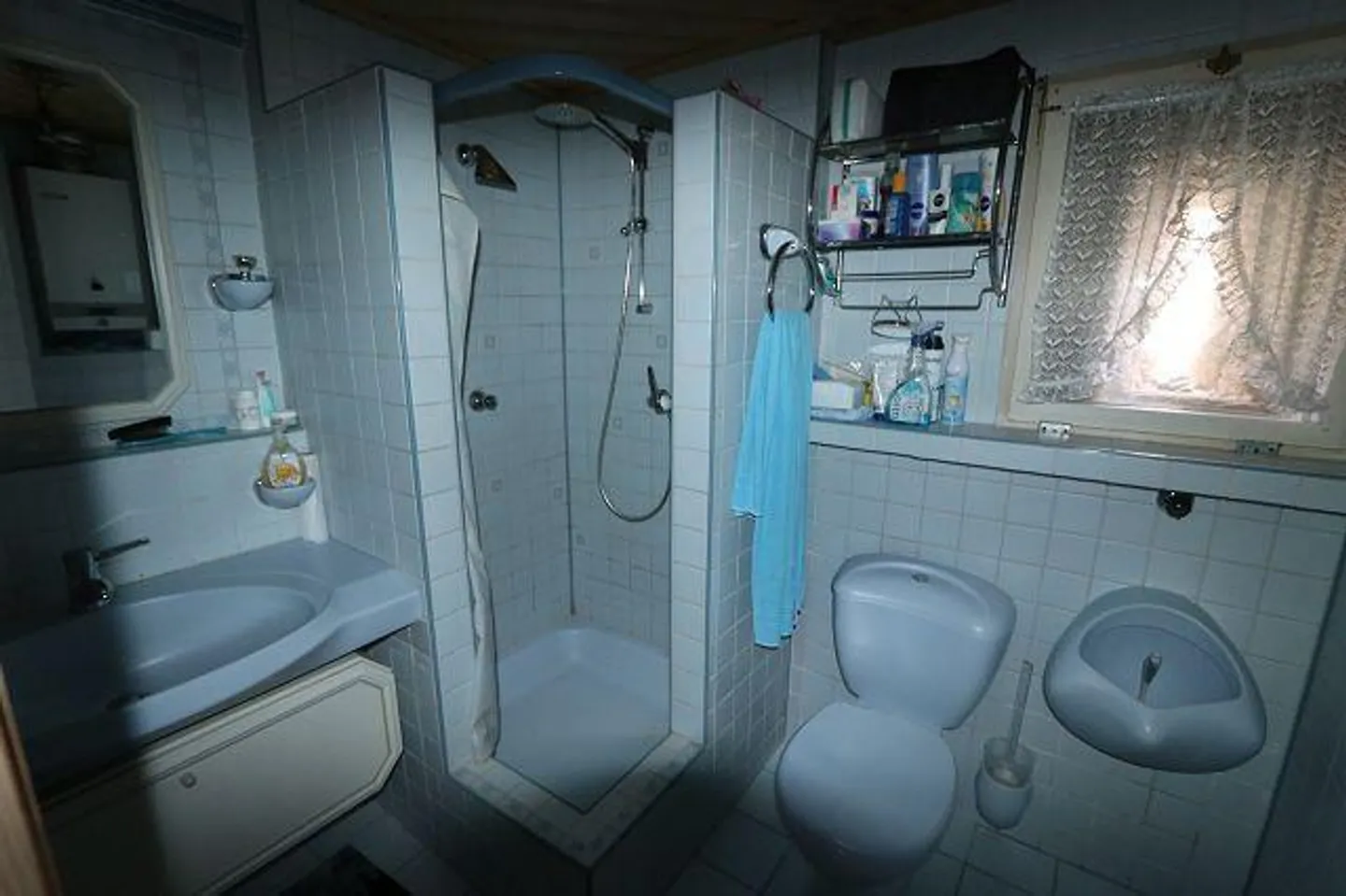 3 1/2-Room Rustic House with Garden in a Very Quiet, Sunny Location... - Photo 13 of 19