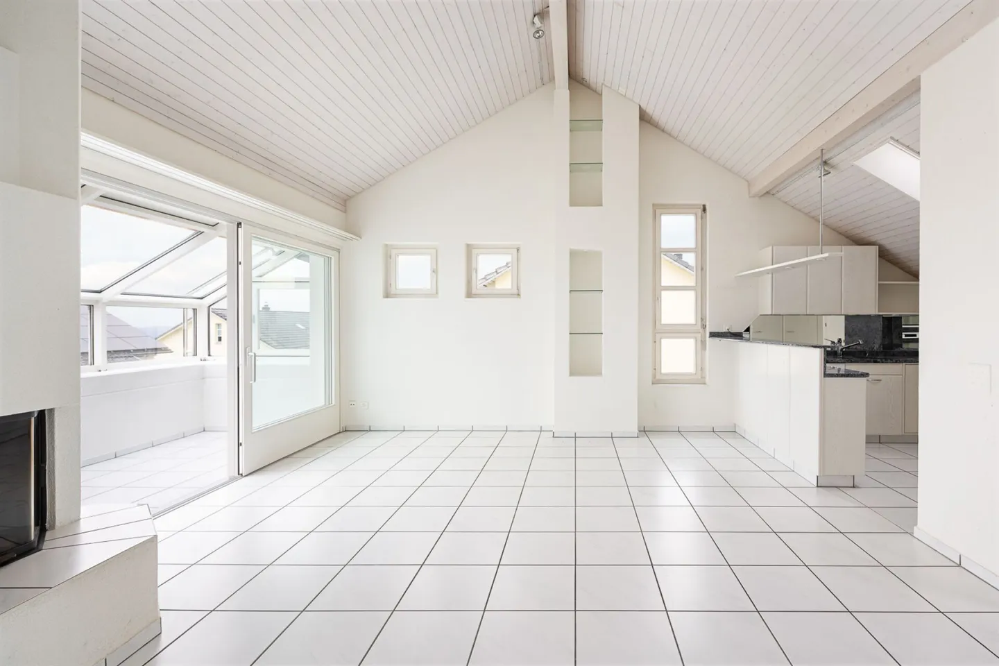 Appartamento duplex di 4,5 stanze con vista sulle Alpi e ufficio/stanza hobby separata - Foto 2 di 17