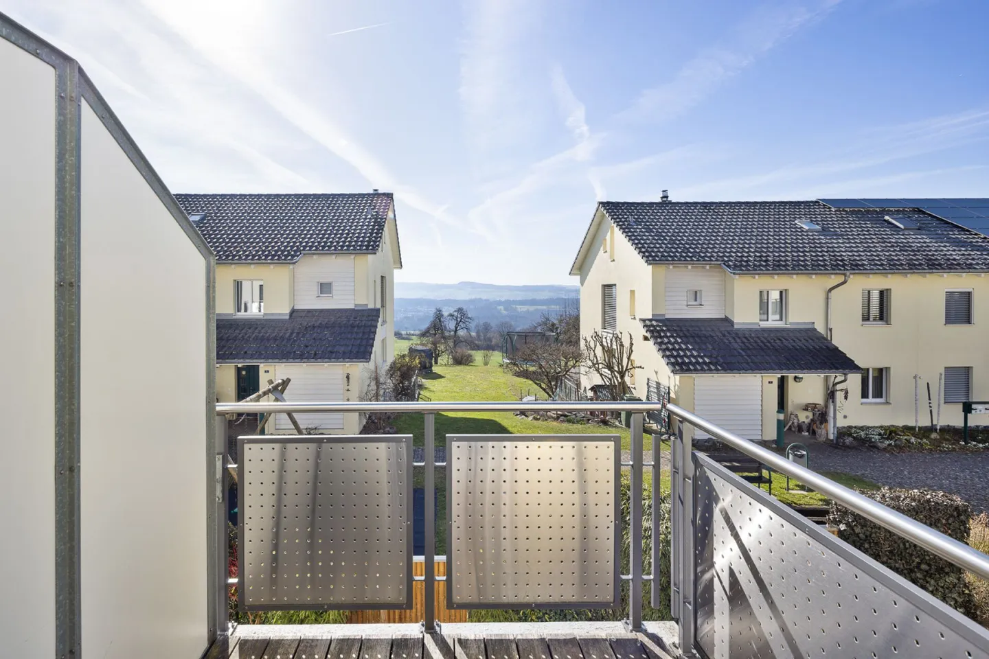 Appartamento duplex di 4,5 stanze con vista sulle Alpi e ufficio/stanza hobby separata - Foto 13 di 17