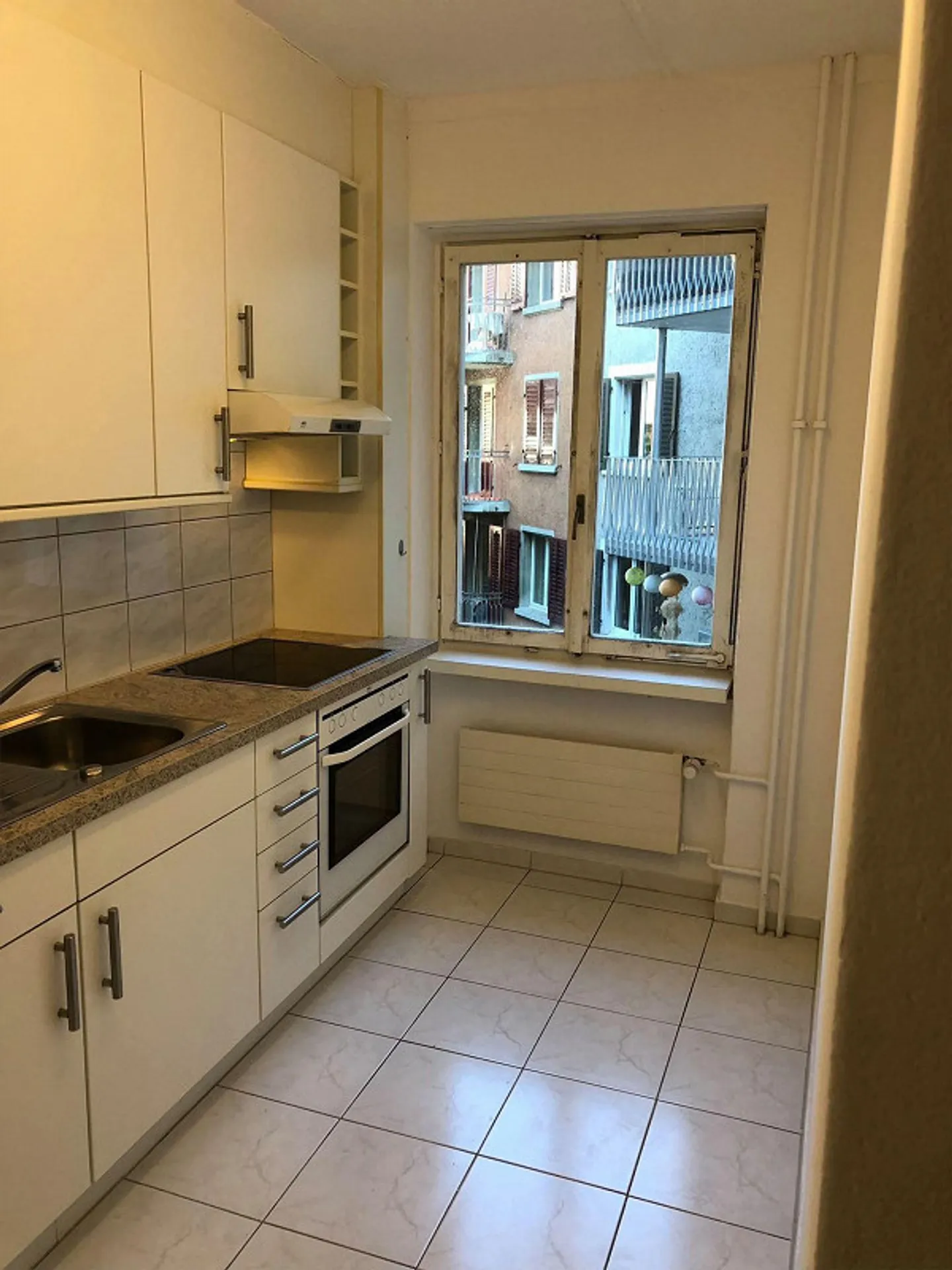 2.5-room apartment in a central location (temporary) - Photo 2 of 7