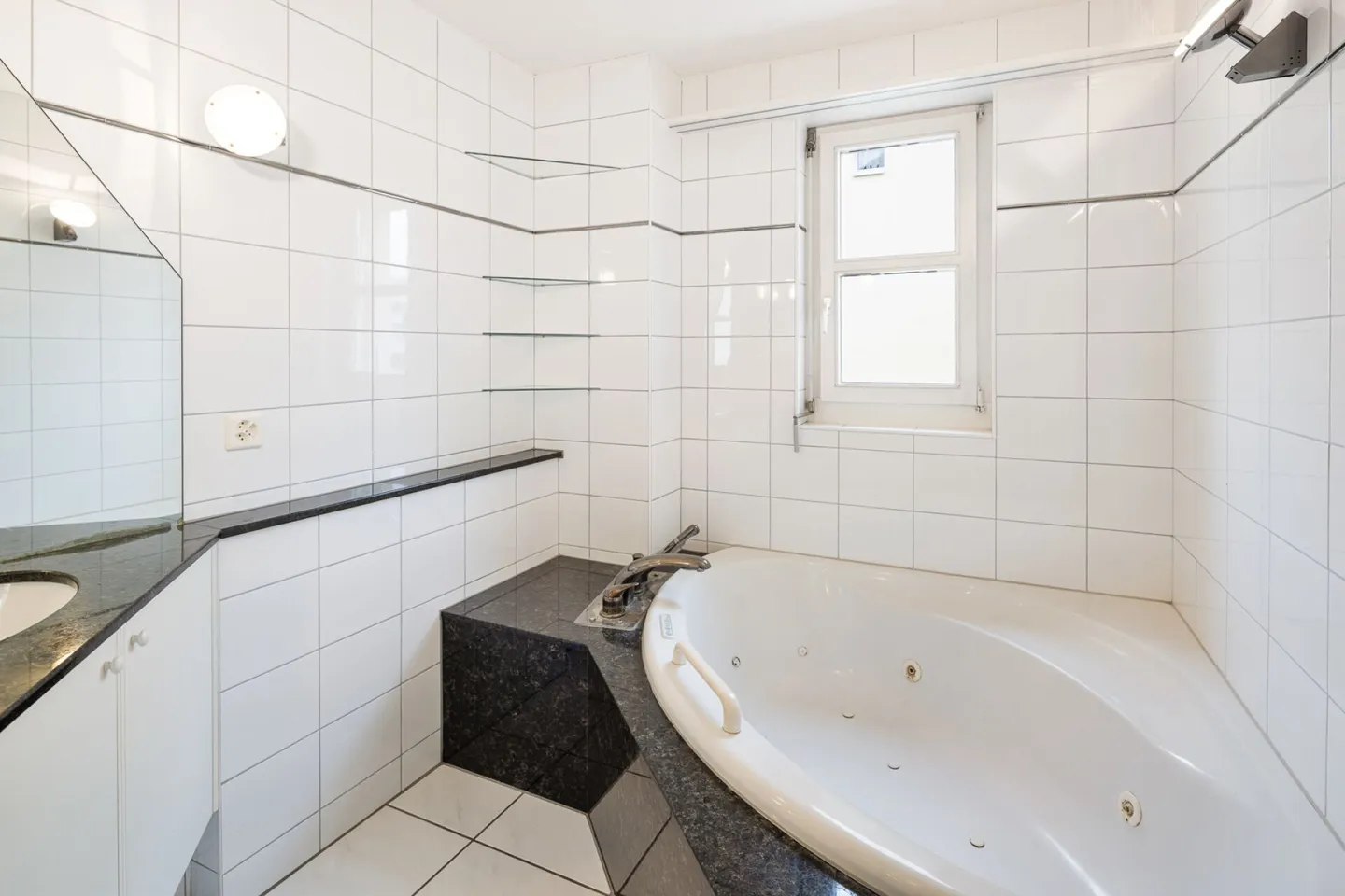 Appartamento duplex di 4,5 stanze con vista sulle Alpi e ufficio/stanza hobby separata - Foto 10 di 17