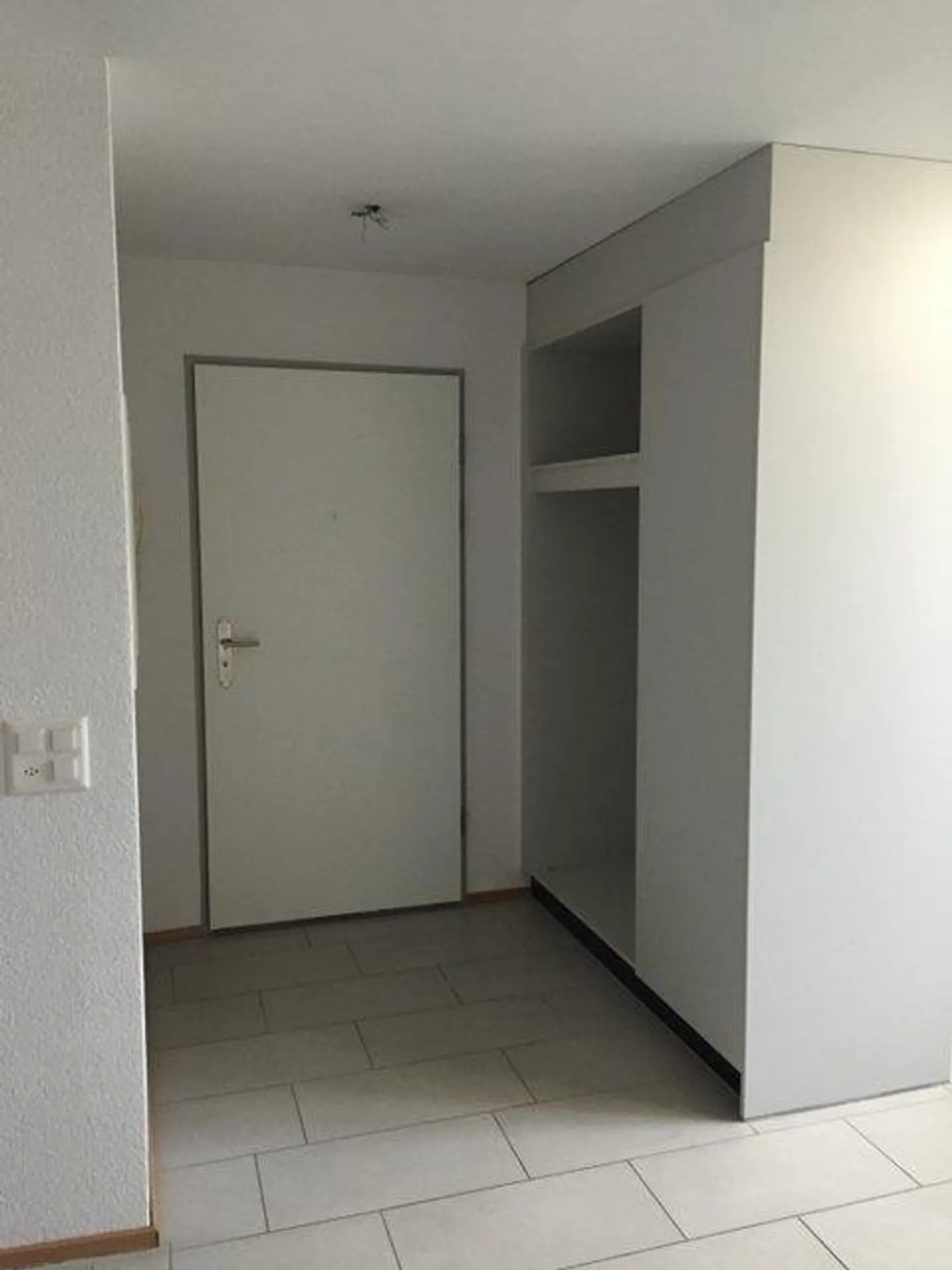 bellissimo e spazioso appartamento di 4,5 stanze - Foto 4 di 14