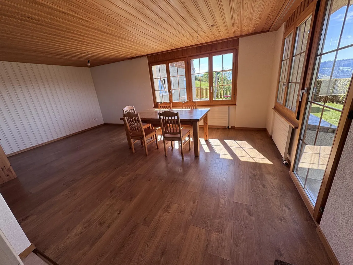 Charmante Gartenwohnung mit Aussicht - Foto 7 von 16