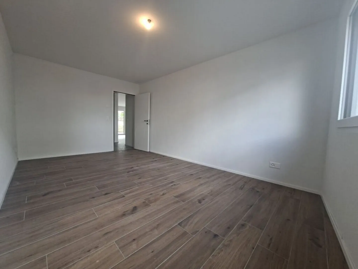 Wohnung mieten - Foto 3 von 7