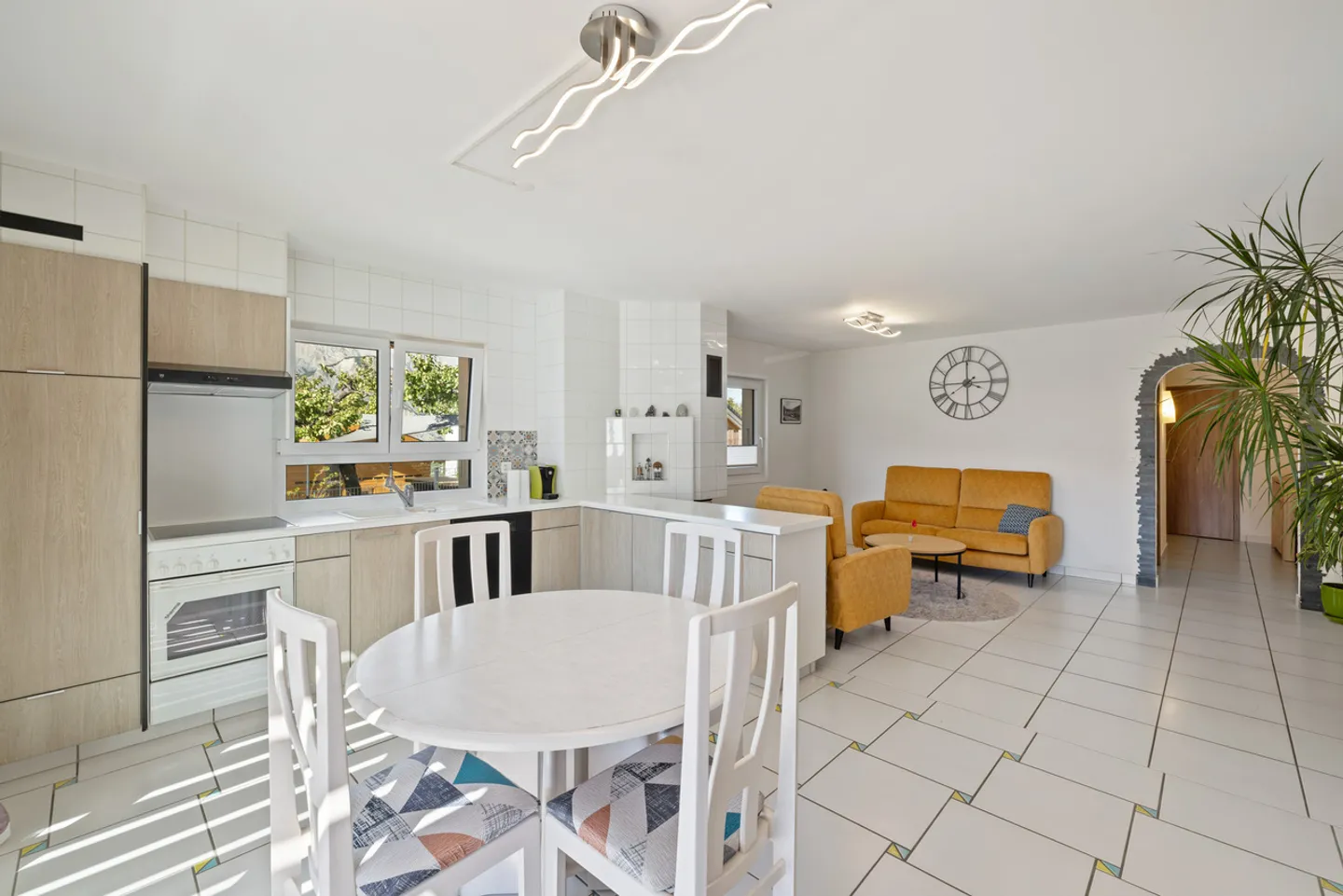 Appartamento 4,5 stanze in una casa bifamiliare - Foto 4 di 13