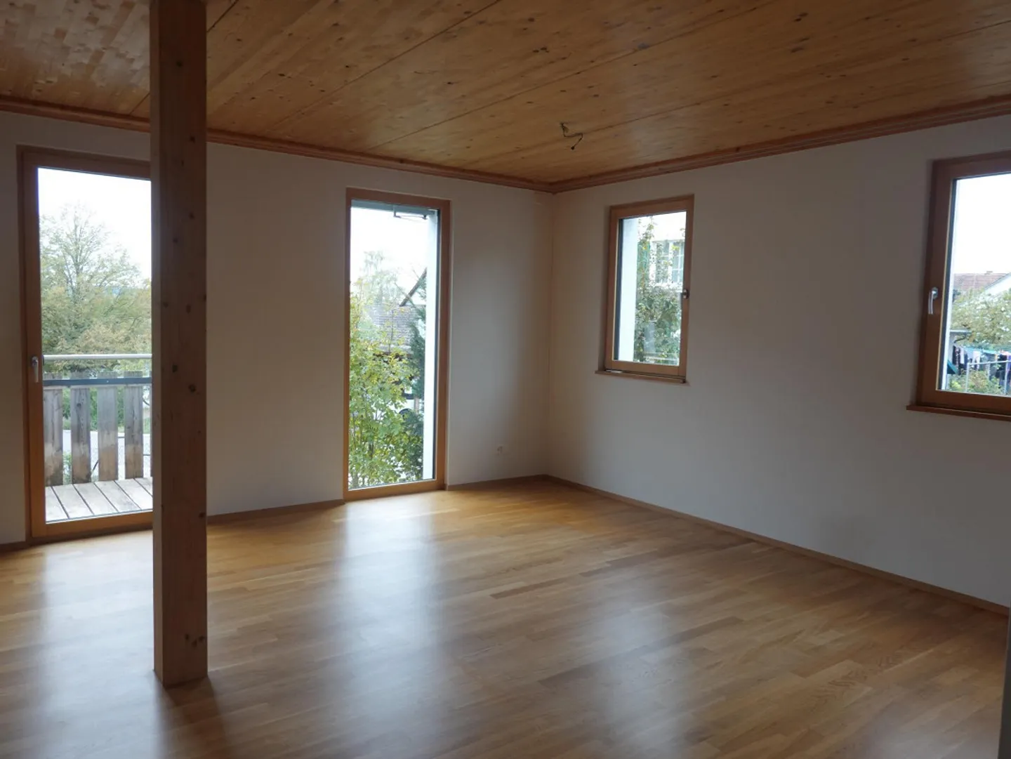 Charmante 2.5-Zimmer-Wohnung - Foto 2 von 5