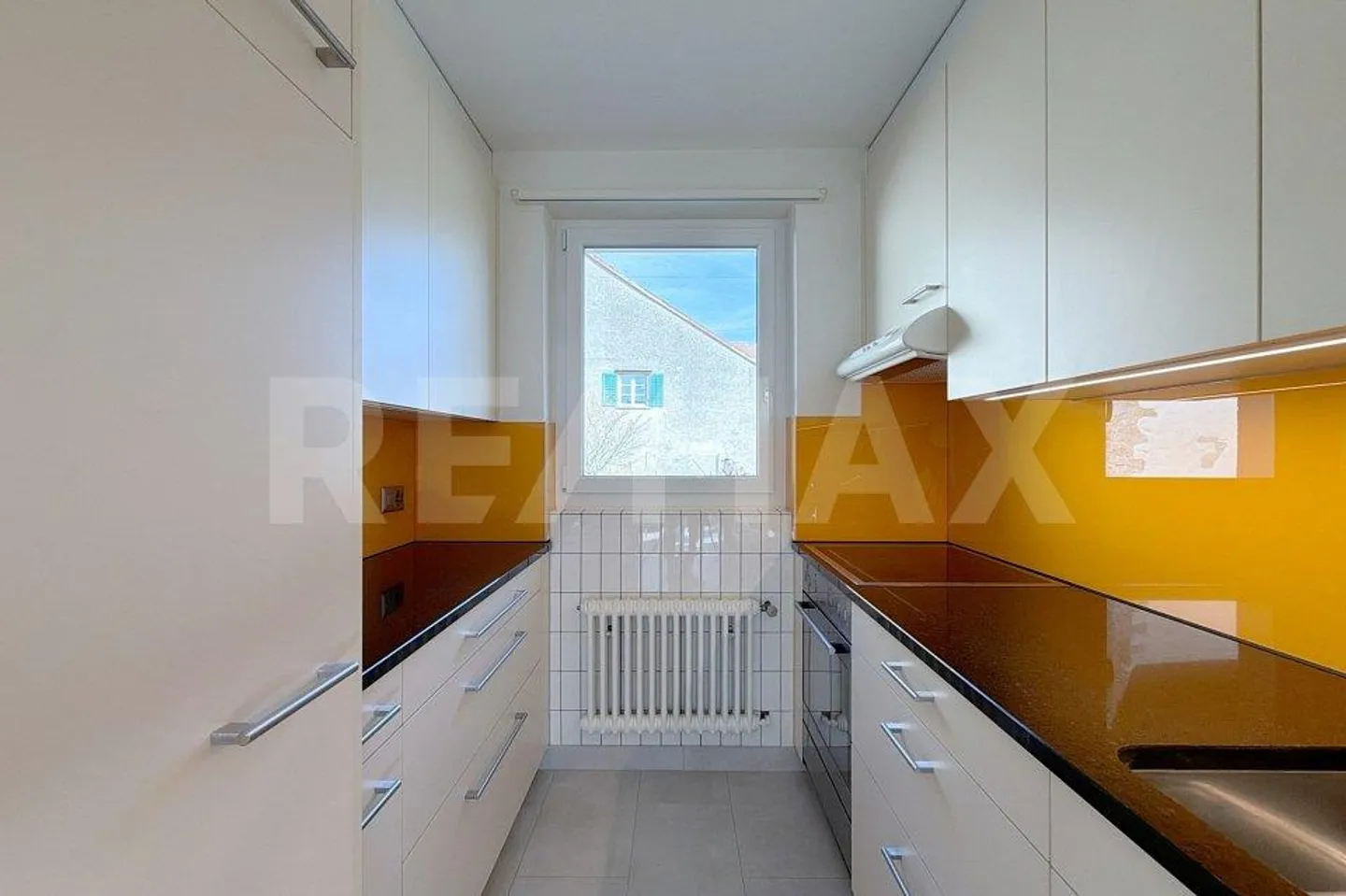 Maison individuelle - petite, fine et bien entretenue - Photo 4 sur 13