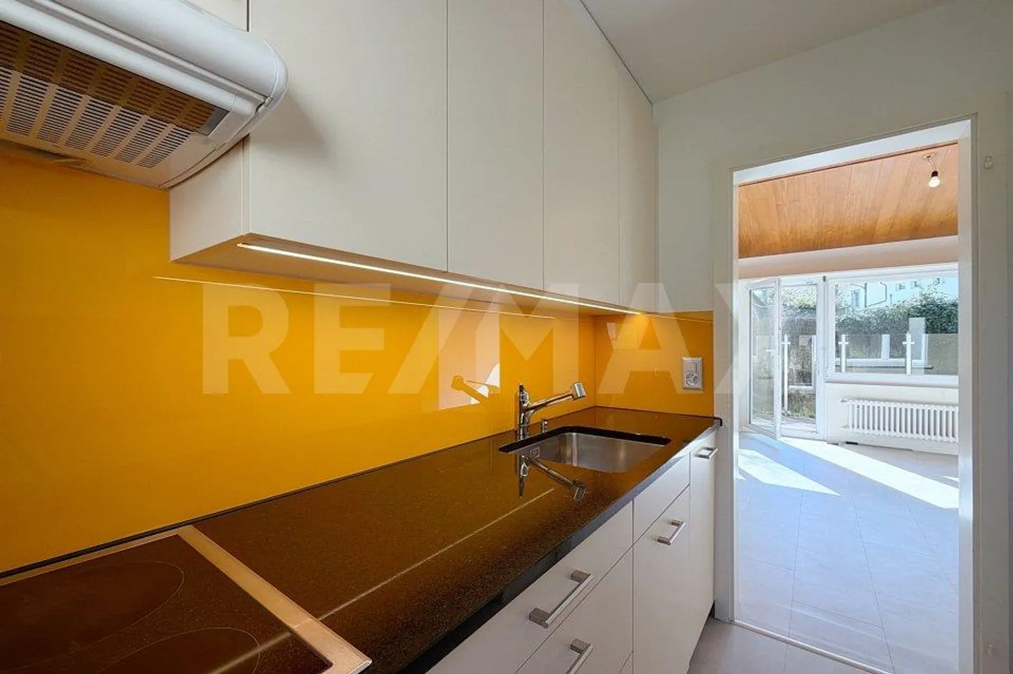 Maison individuelle - petite, fine et bien entretenue - Photo 5 sur 13