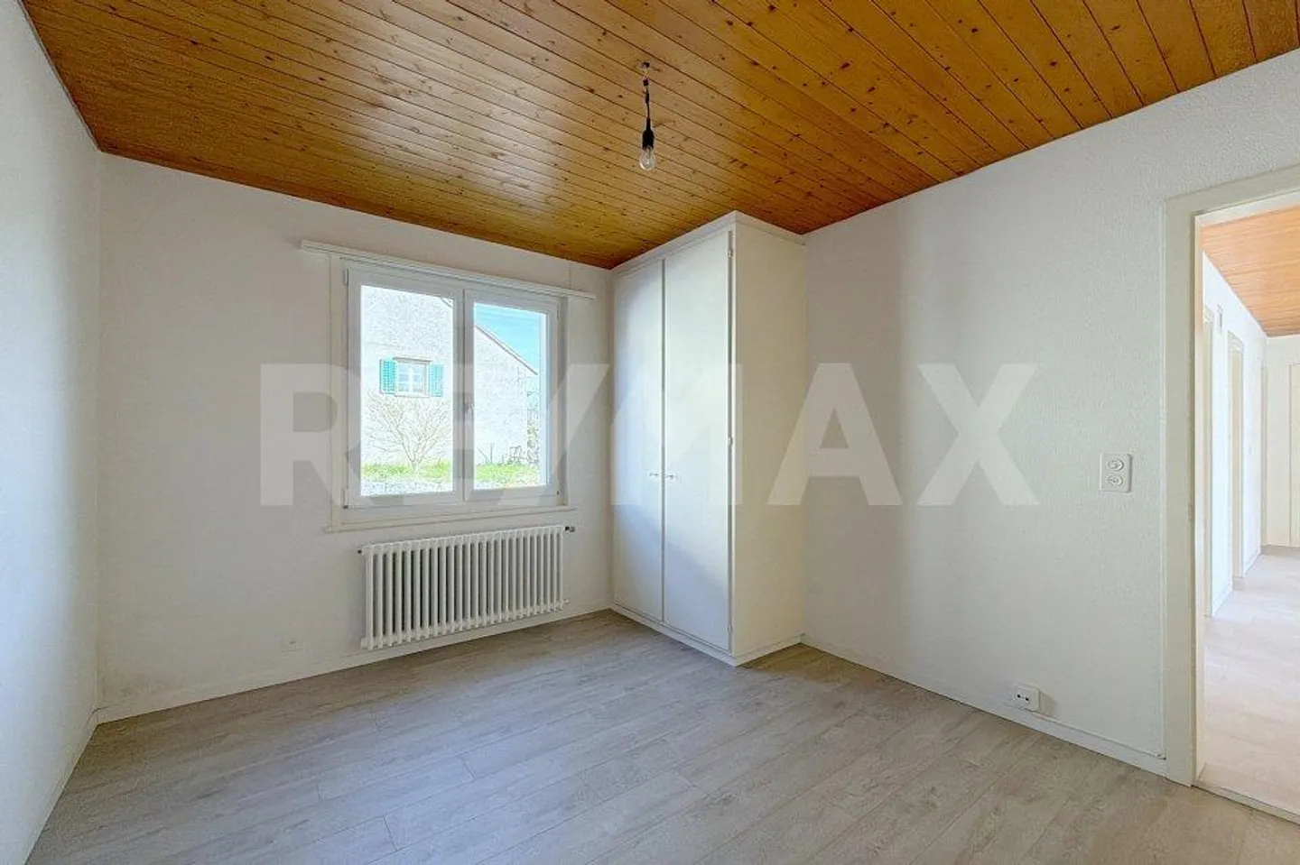 Maison individuelle - petite, fine et bien entretenue - Photo 7 sur 13