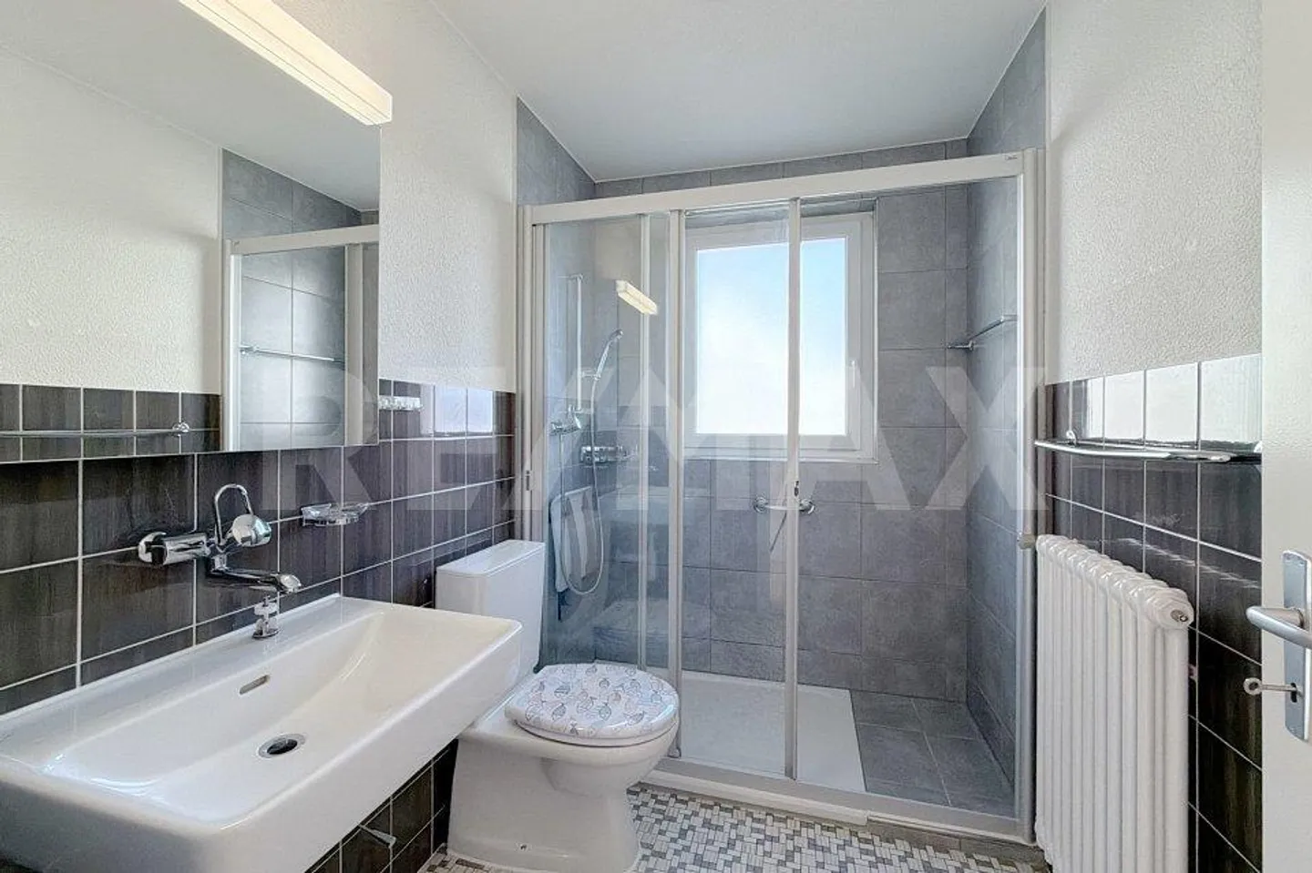 Maison individuelle - petite, fine et bien entretenue - Photo 8 sur 13