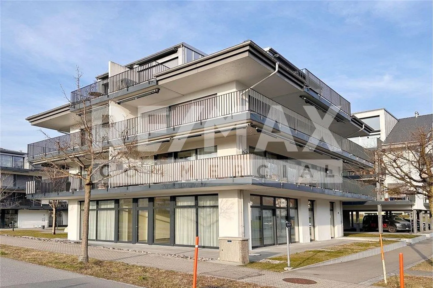 Un lieu avec impact : espace commercial avec style et potentiel - Photo 1 sur 13