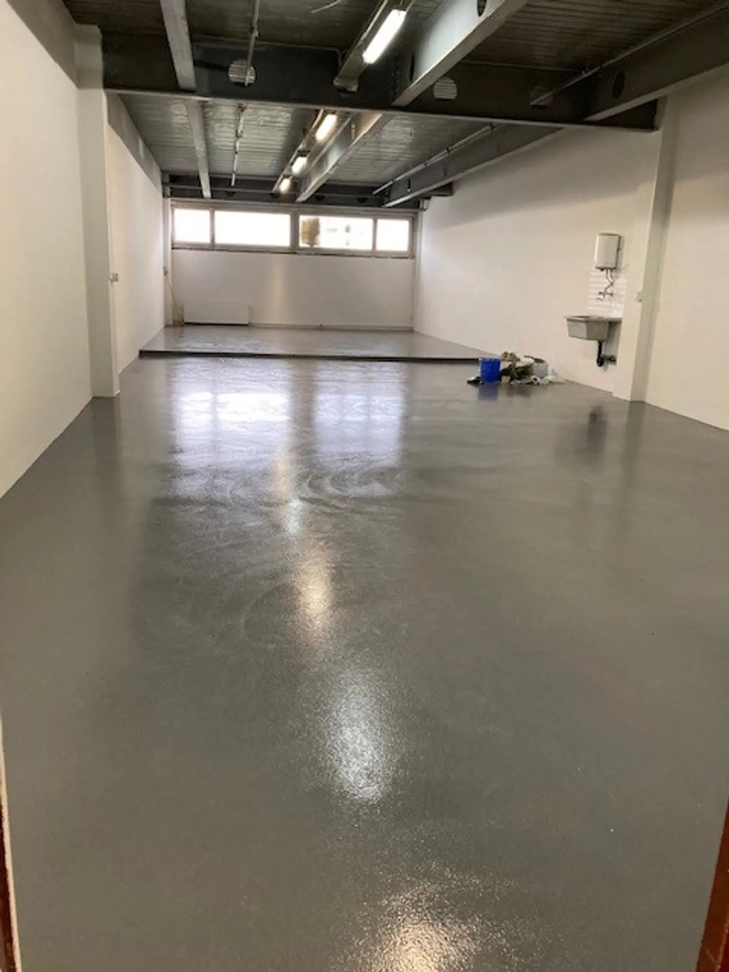 Atelier locale di circa 120 m2 al 1° piano - Foto 2 di 2