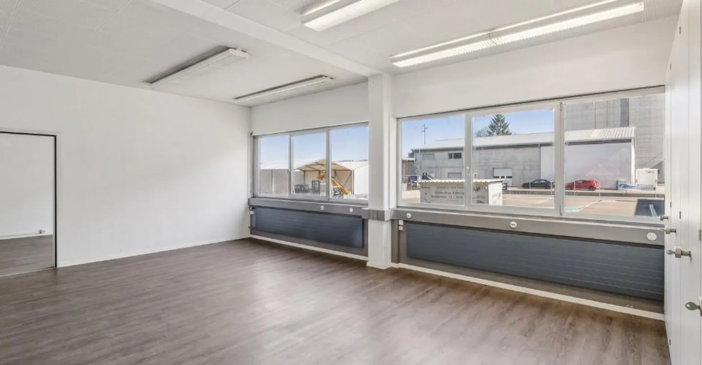 Opportunità unica: intero edificio commerciale in affitto con massima flessibilità - Foto 10 di 13