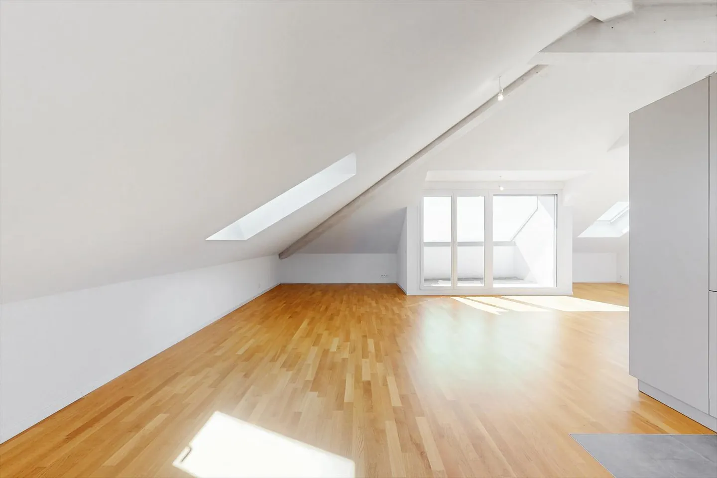 Loft 1.5 pièces - Photo 2 sur 11