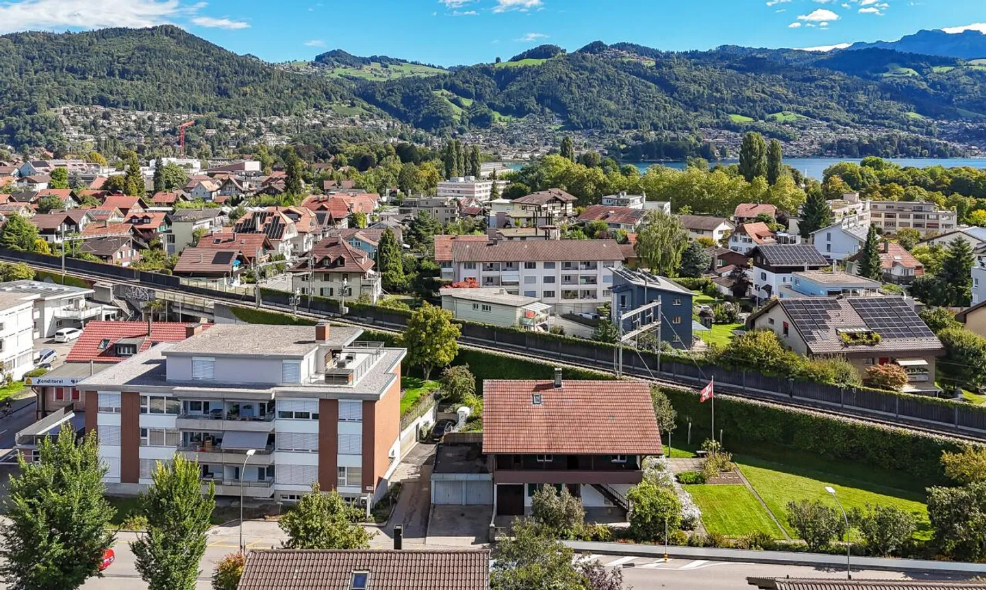 Einfamilienhaus mit Einliegerwohnung Thun - Foto 3 di 13