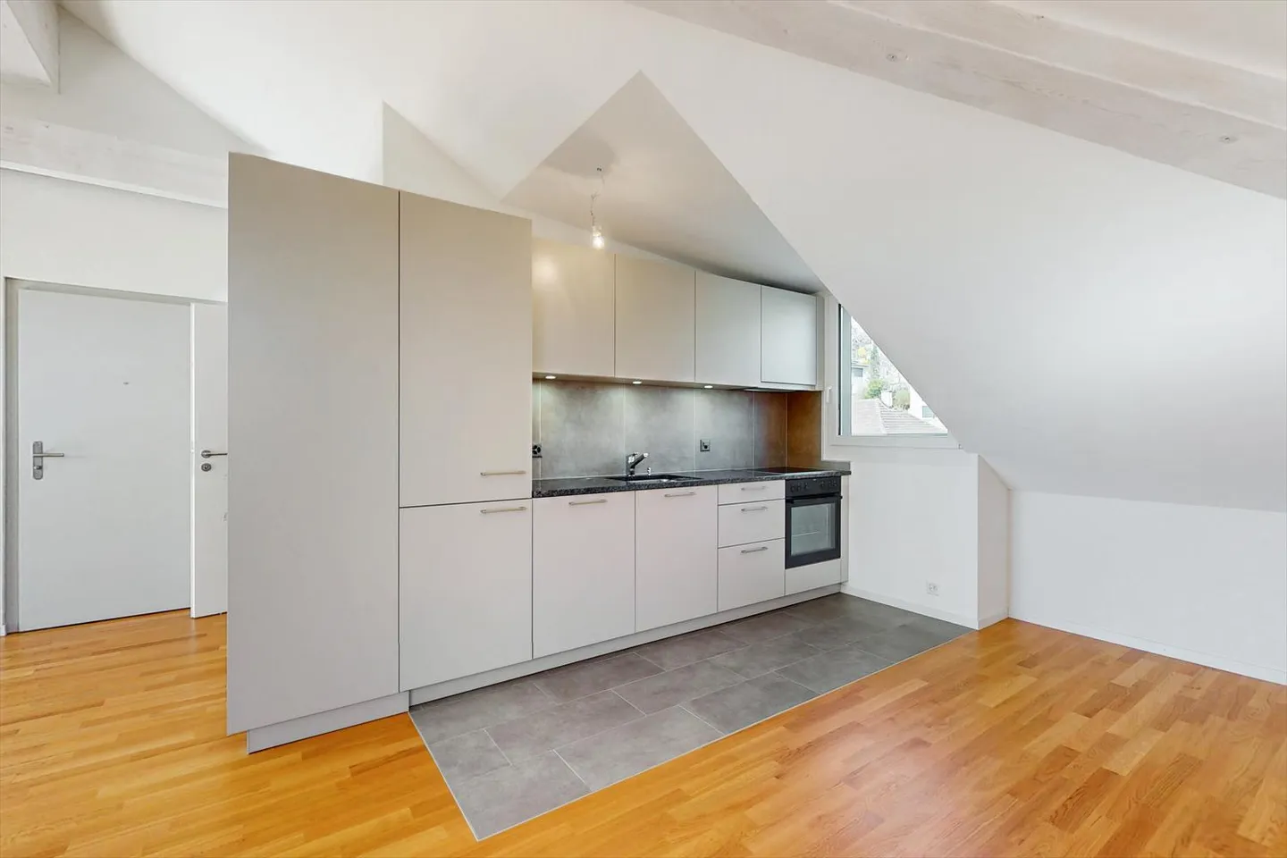 Loft 1.5 pièces - Photo 7 sur 11