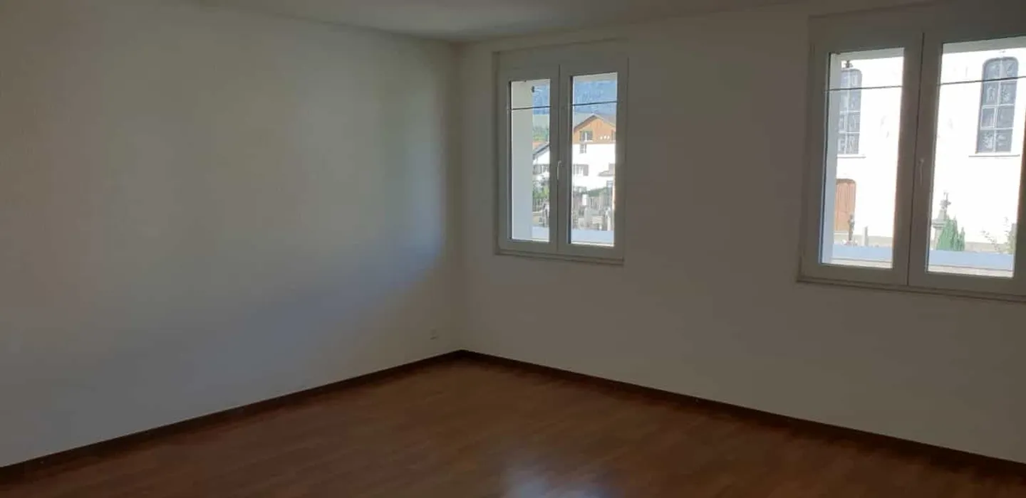 2.5 Room Apartment - Photo 3 of 6